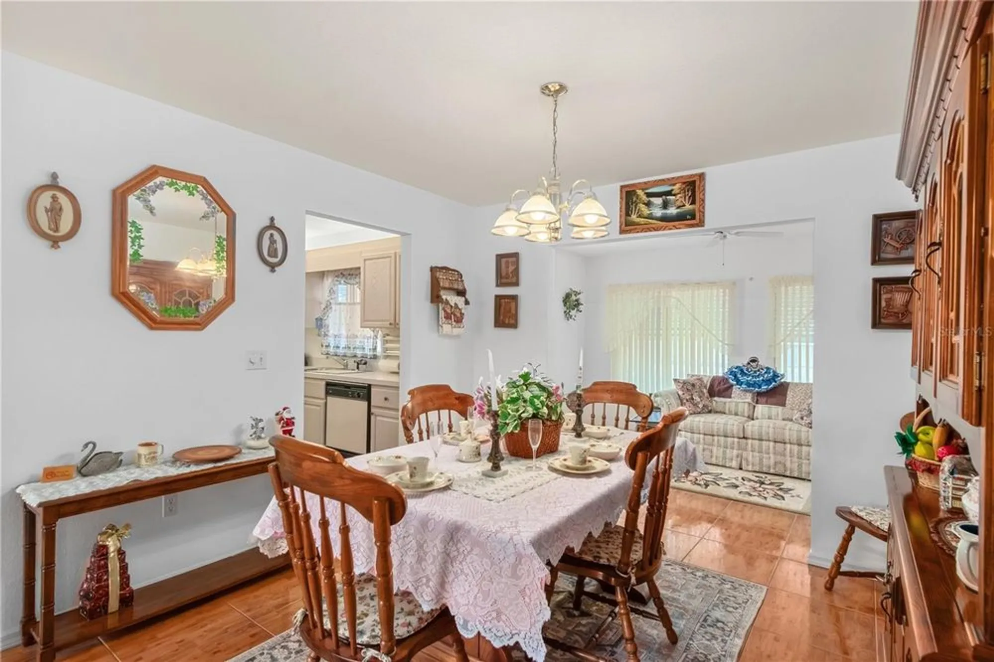 Property Slideshow image 16 of 64 | 13710 sw 112th cir, Dunnellon, FL, 34432