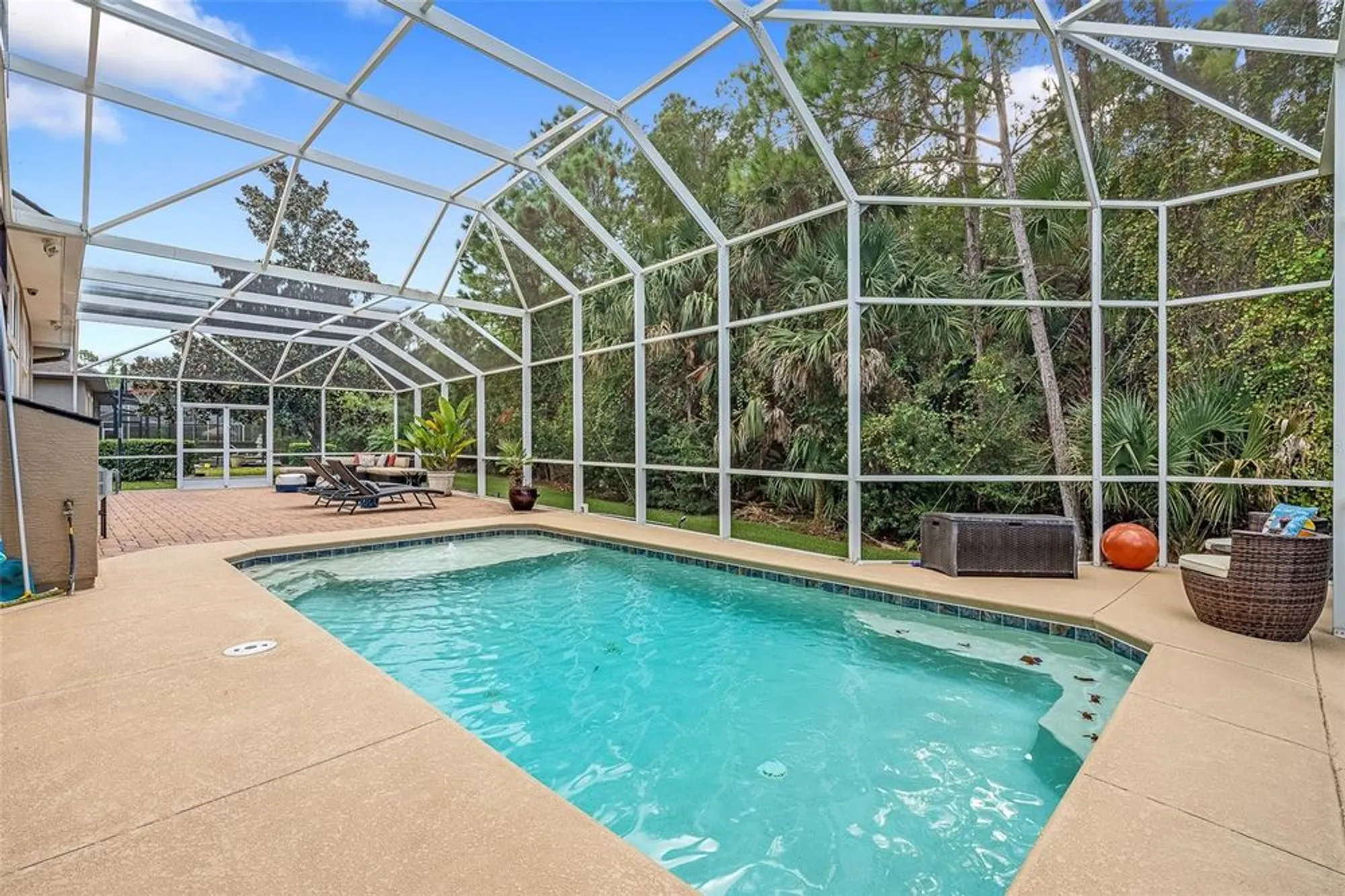 Property Slideshow image 50 of 88 | 945 stone lake dr, Ormond Beach, FL, 32174