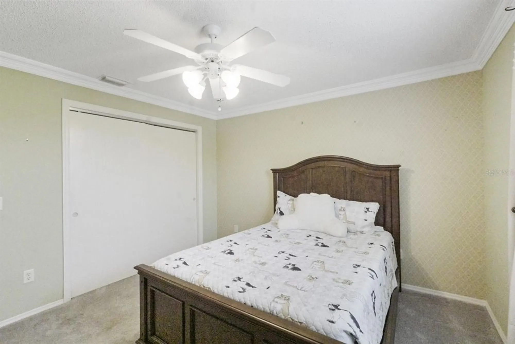 Property Slideshow image 23 of 32 | 17423 se 77th helmsdale ct, The Villages, FL, 32162