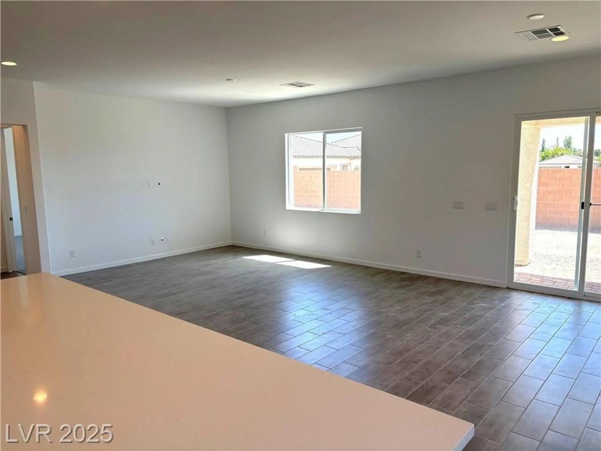 Property Slideshow image 17 of 28 | 5753 e badlands ln, Pahrump, NV, 89061