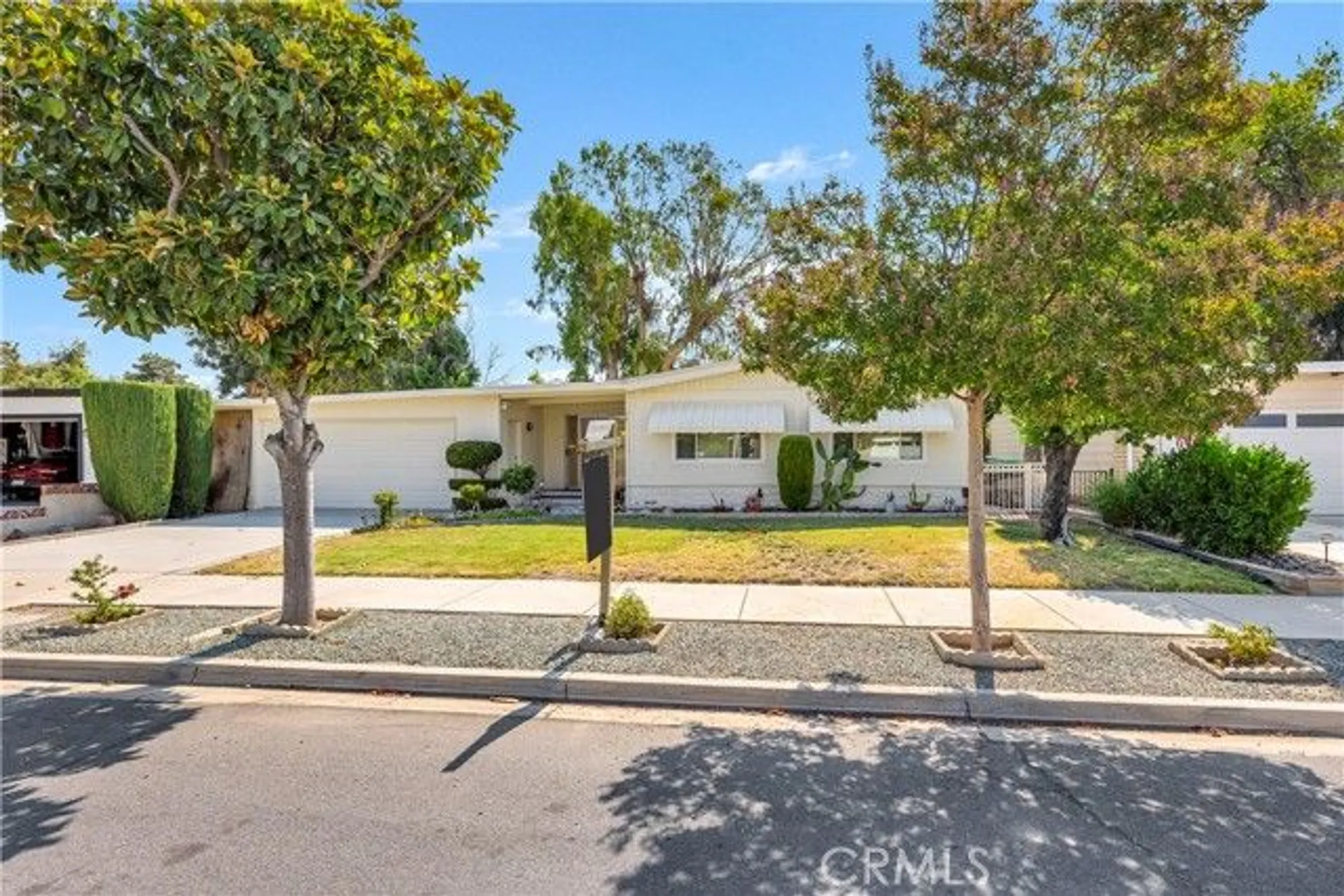 Property Slideshow image 44 of 54 | 1272 brentwood way, Hemet, CA, 92545