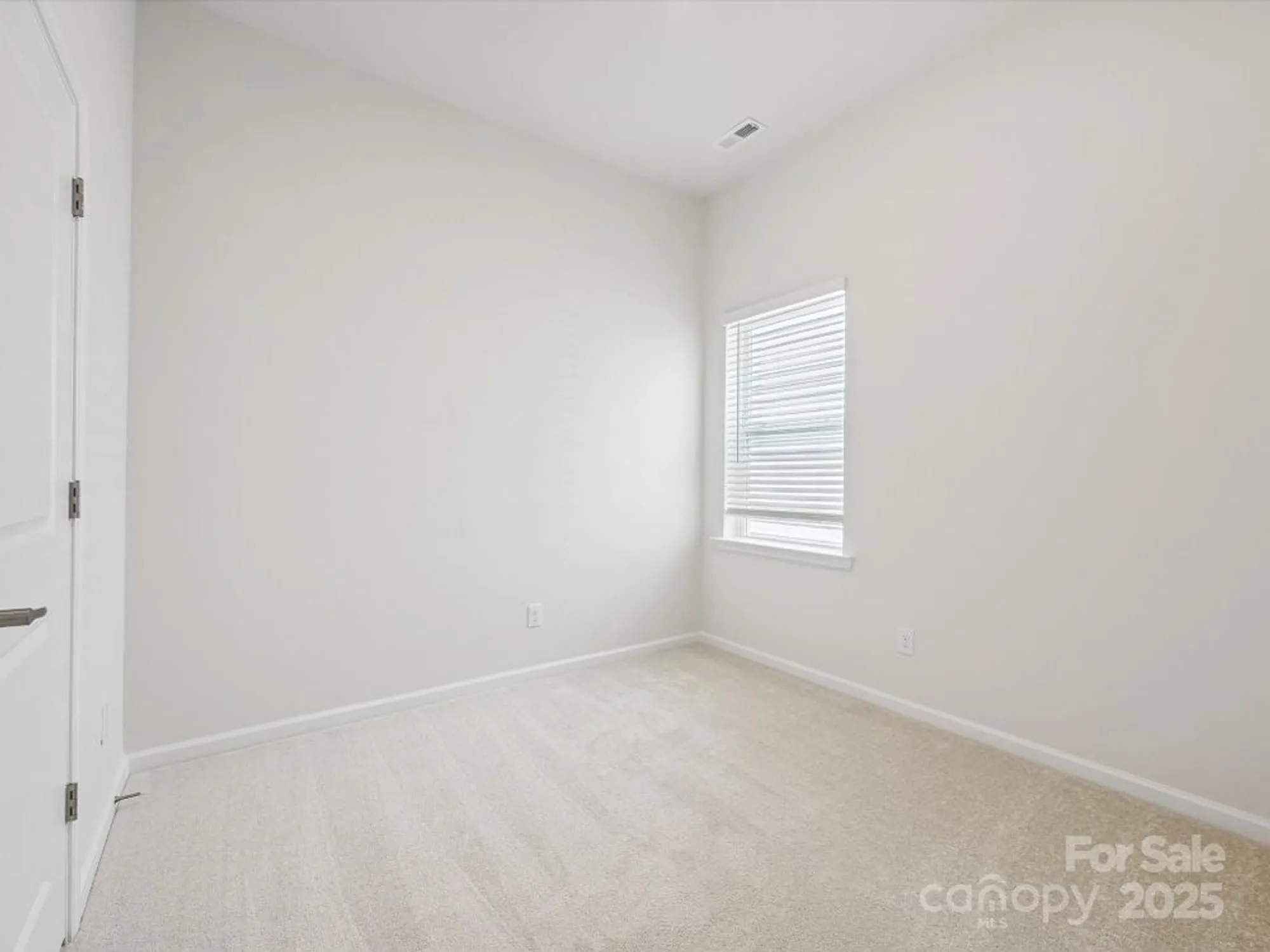 Property Slideshow image 21 of 28 | 1334 idyllic ln, Waxhaw, NC, 28173