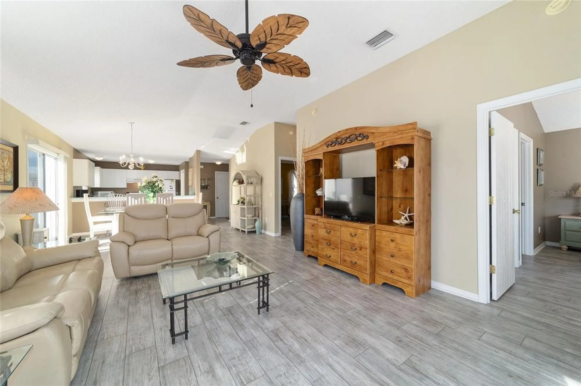 Property Slideshow image 18 of 68 | 17773 se 91st freedom ct, The Villages, FL, 32162