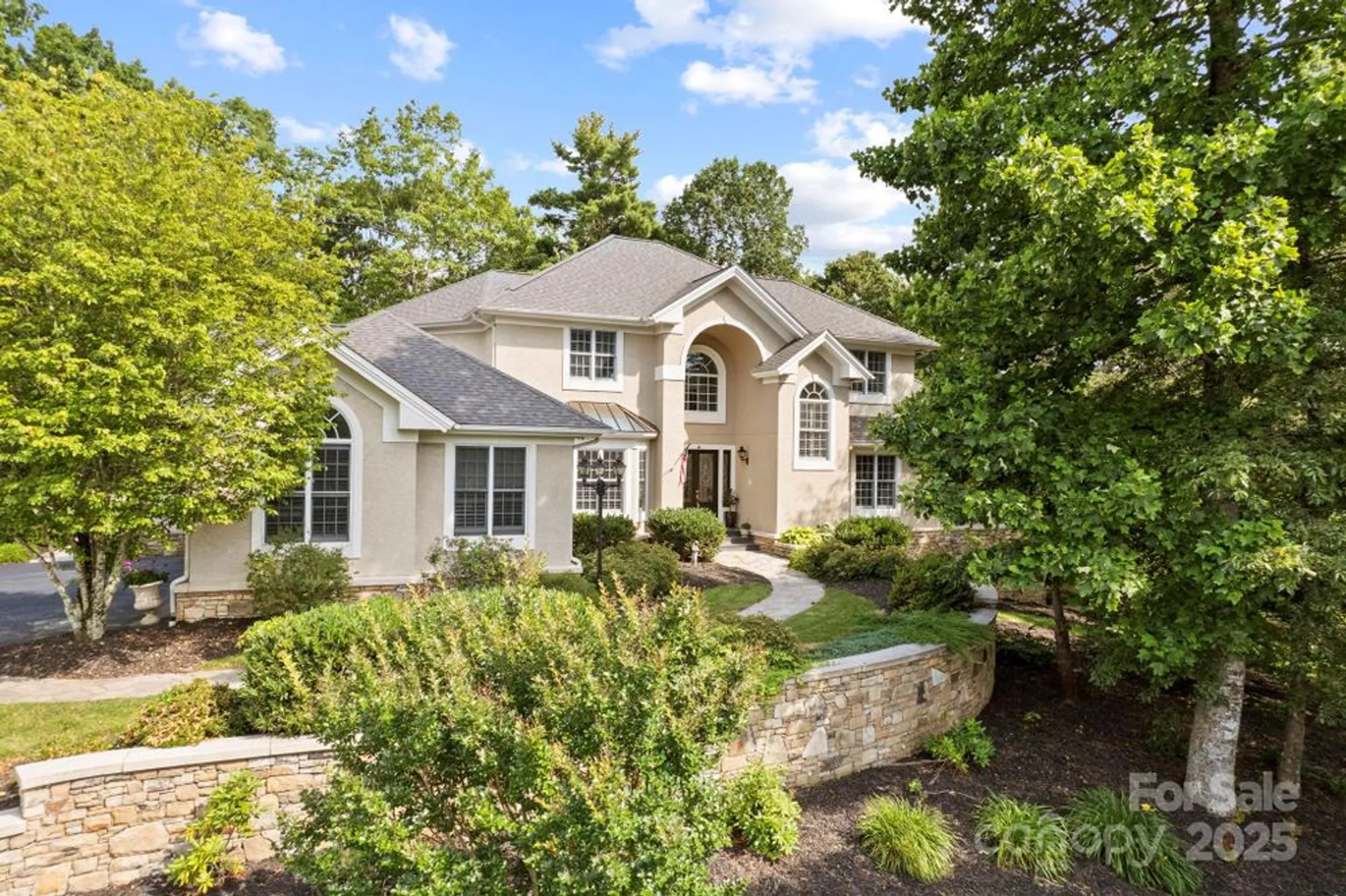 Property Slideshow image 1 of 48 | 117 founders dr, Flat Rock, NC, 28731