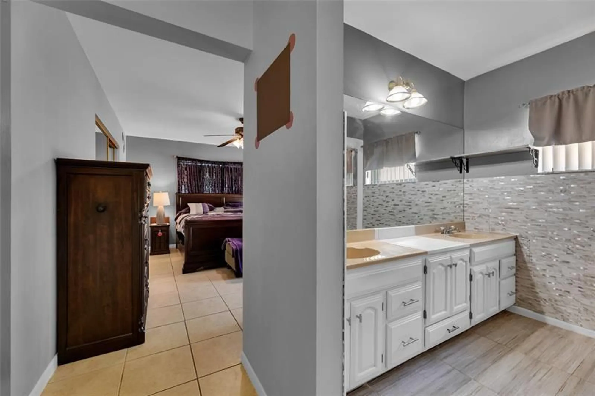 Property Slideshow image 13 of 50 | 9802 nw 75th ct, Tamarac, FL, 33321