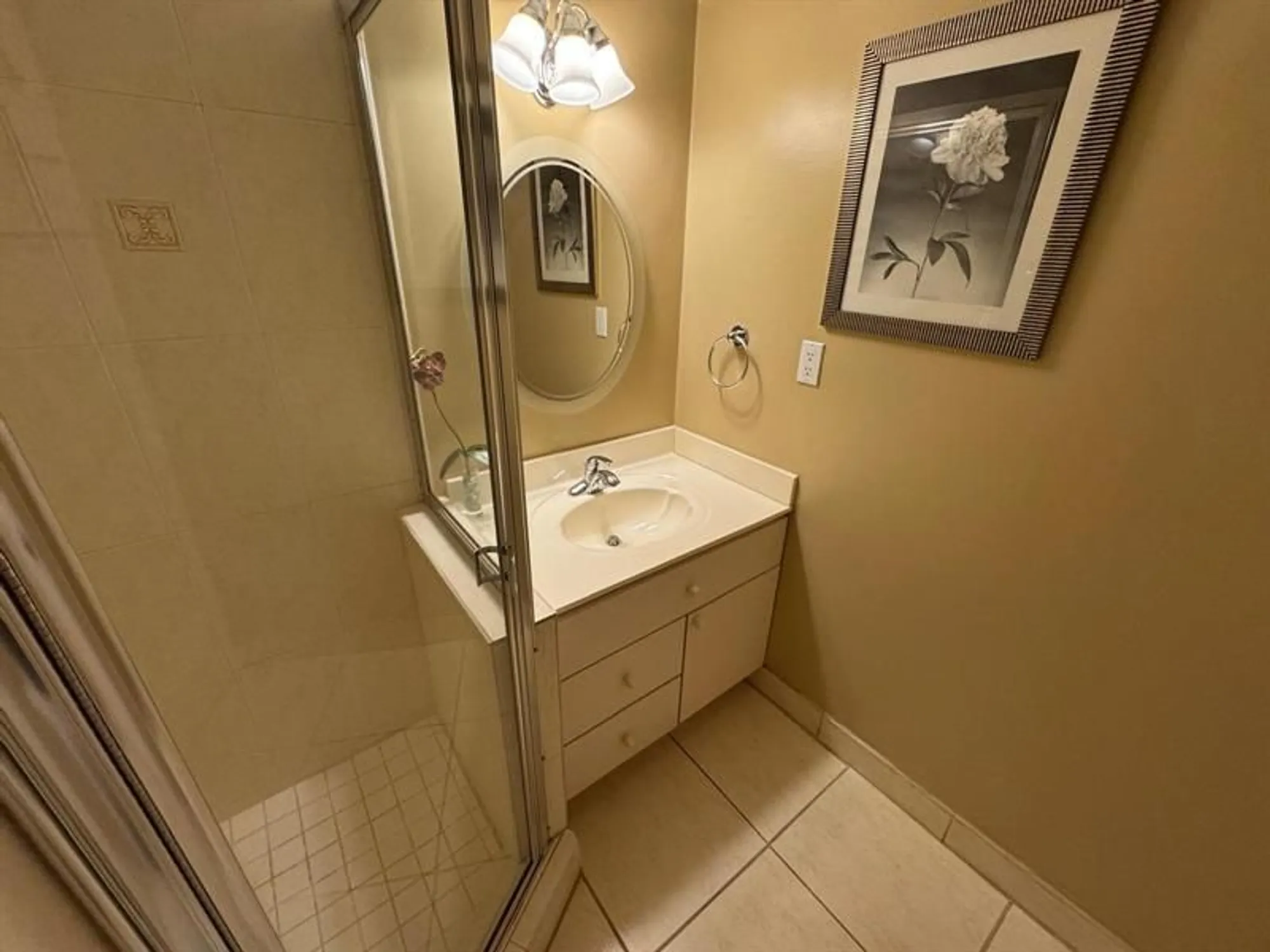 Property Slideshow image 25 of 60 | 900 colony point cir 407, Pembroke Pines, FL, 33026