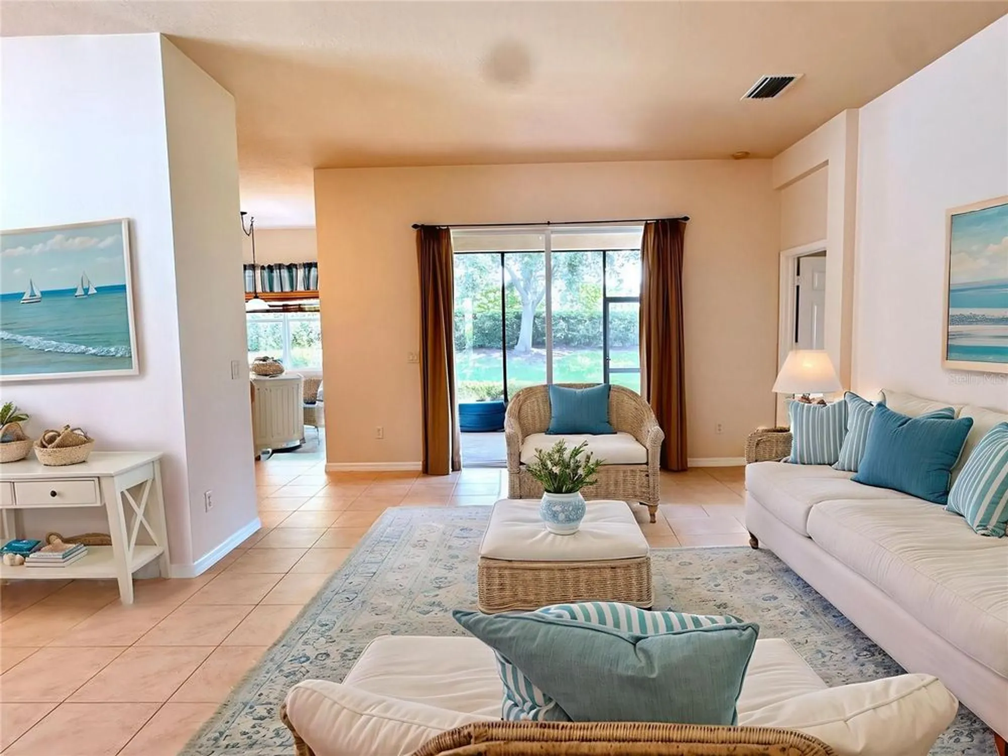 Property Slideshow image 4 of 14 | 4950 sandy brook cir, Wimauma, FL, 33598