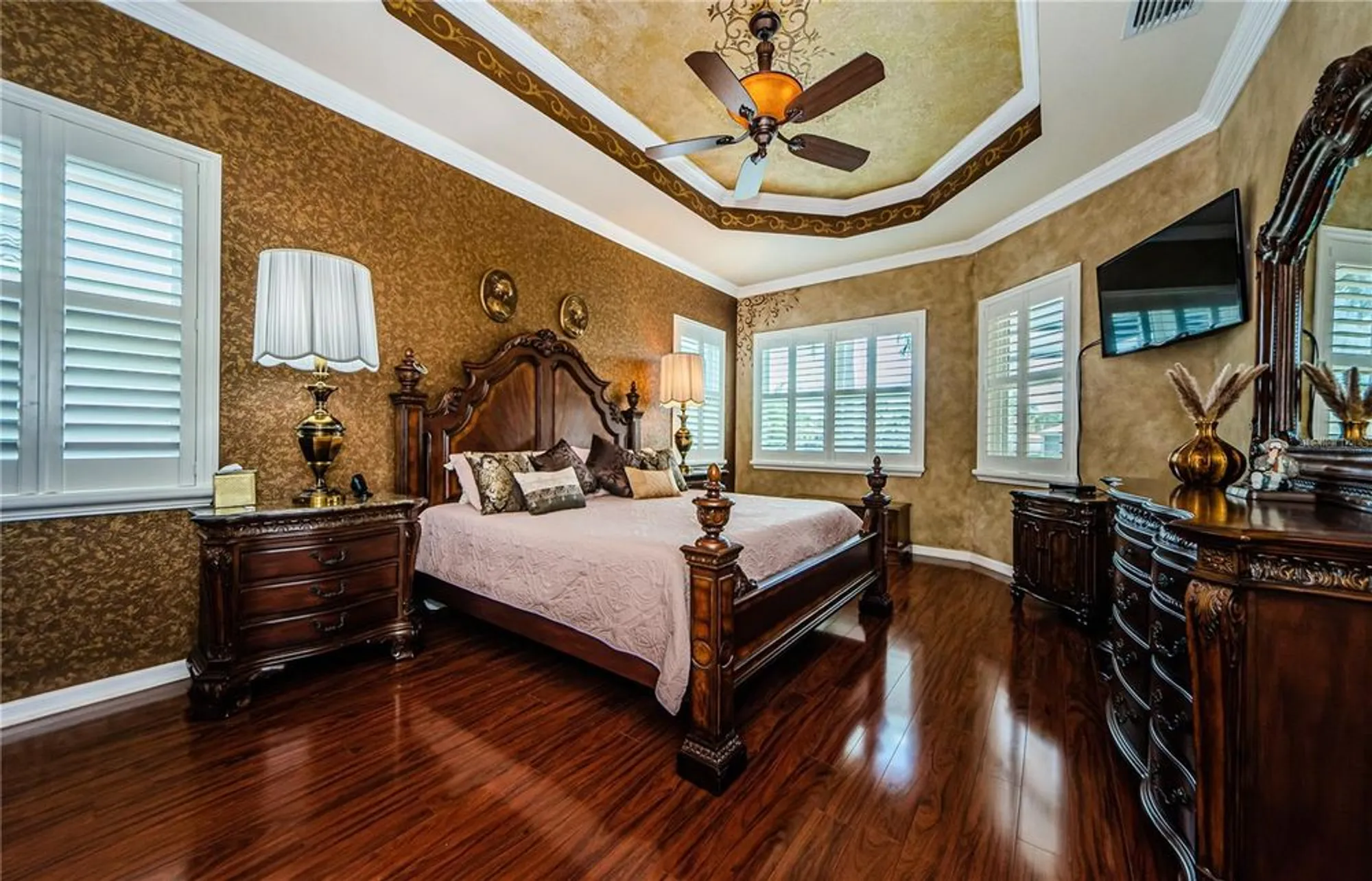 Property Slideshow image 23 of 77 | 4947 sandy brook cir, Wimauma, FL, 33598