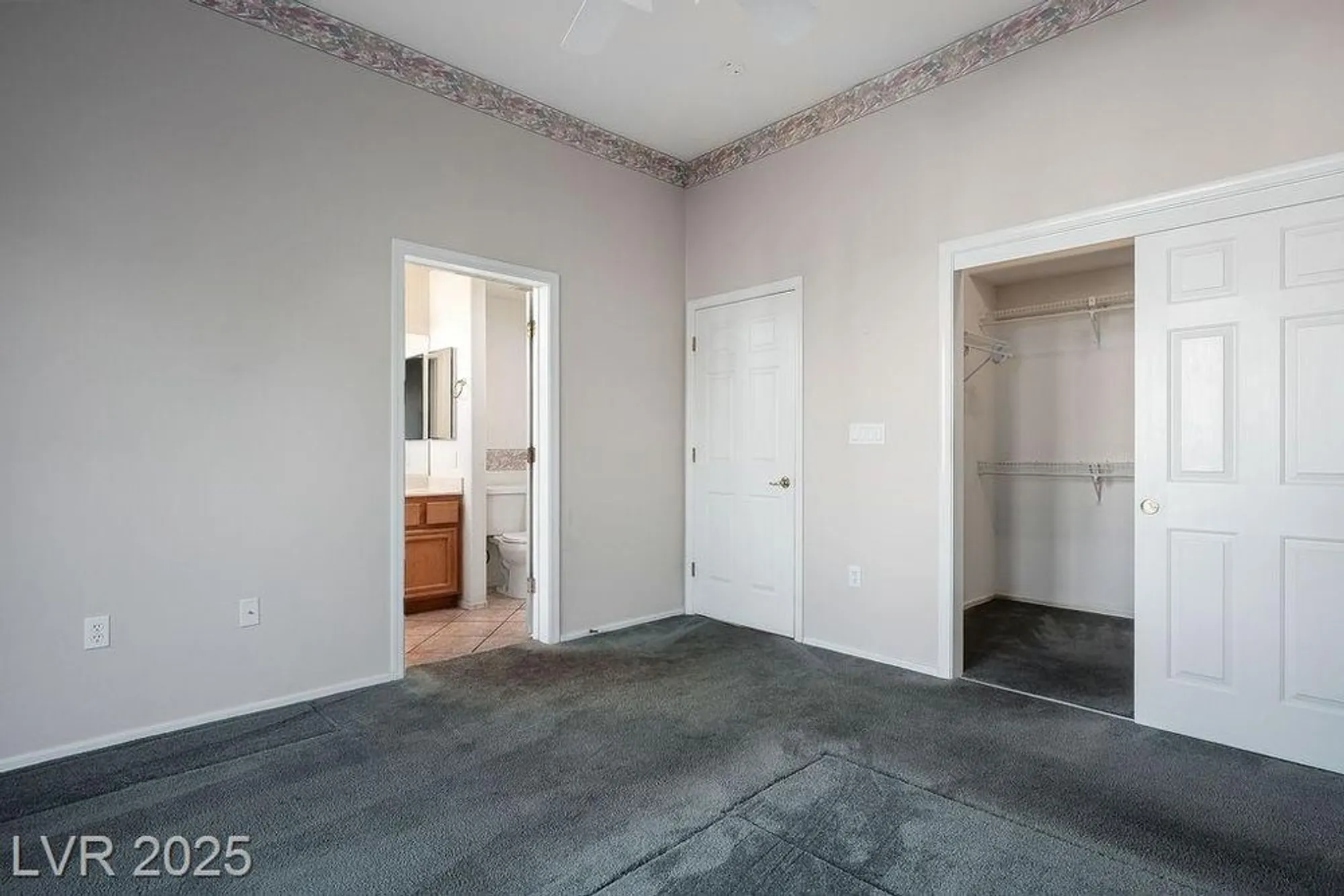 Property Slideshow image 12 of 82 | 10400 sawmill ave, Las Vegas, NV, 89134