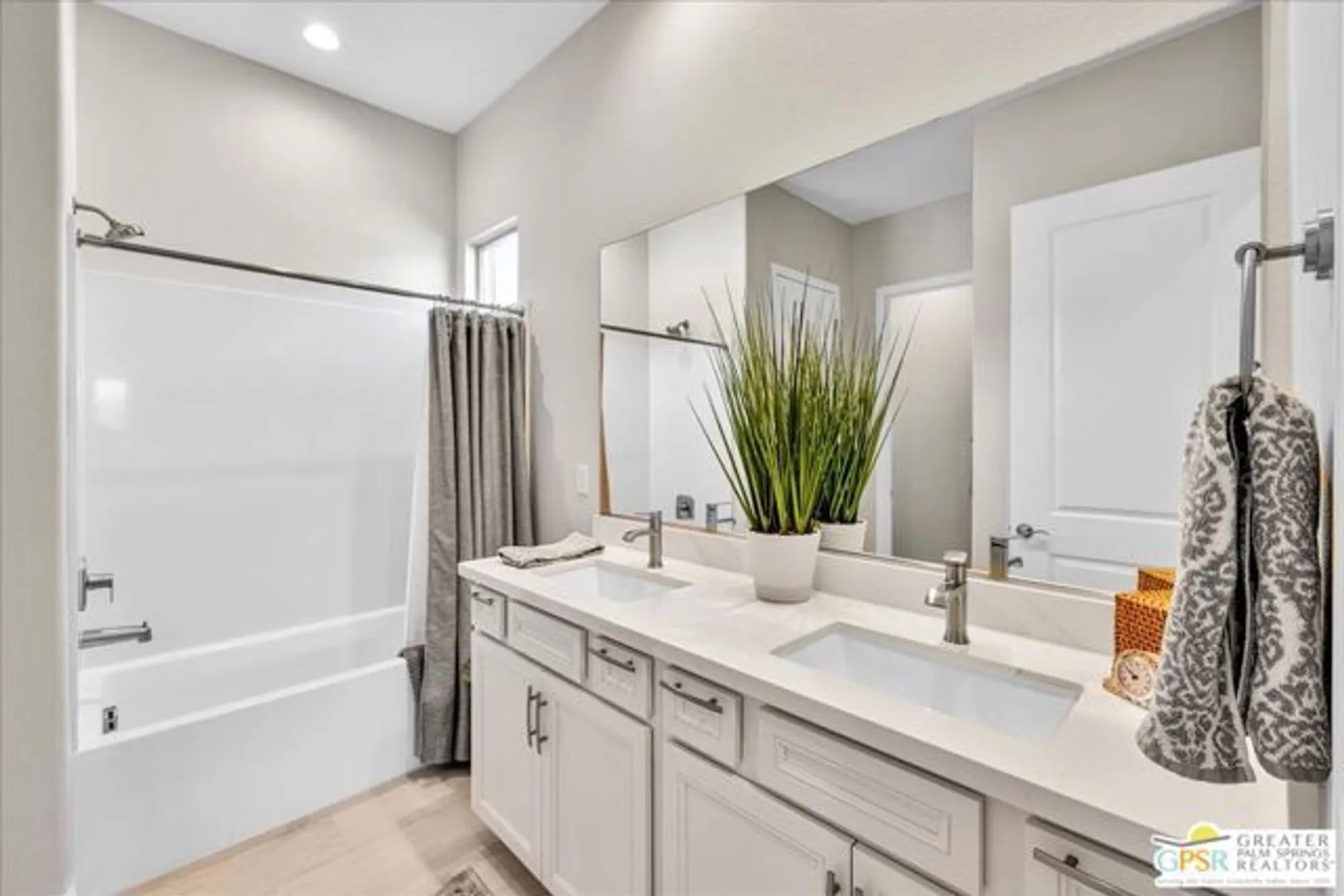 Property Slideshow image 43 of 75 | 61 zinfandel, Rancho Mirage, CA, 92270