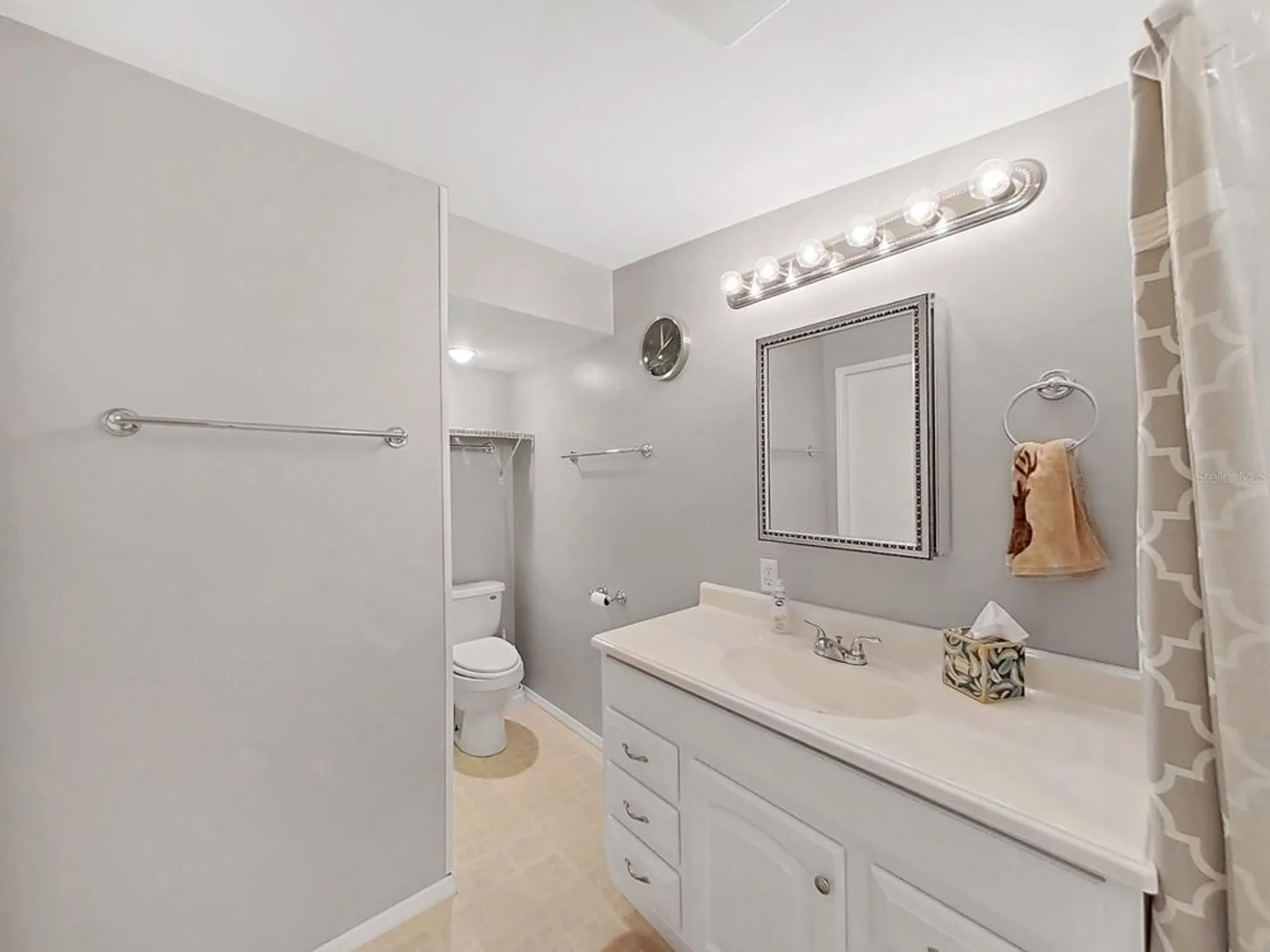 Property Slideshow image 26 of 48 | 1750 fox hill dr, Lakeland, FL, 33810