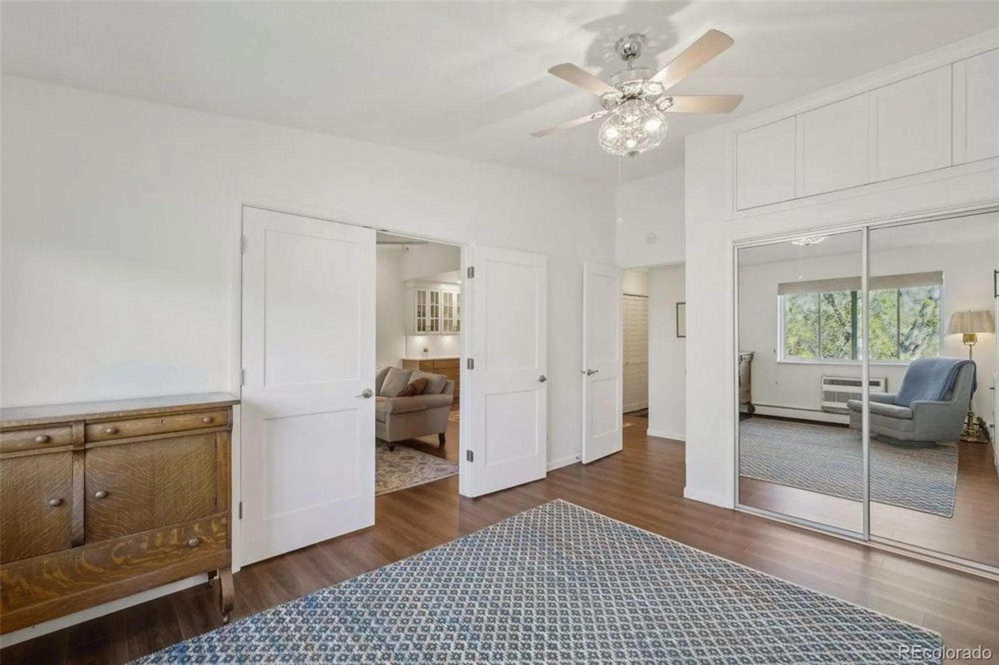 Property Slideshow image 10 of 19 | 705 s alton way 4d, Denver, CO, 80247