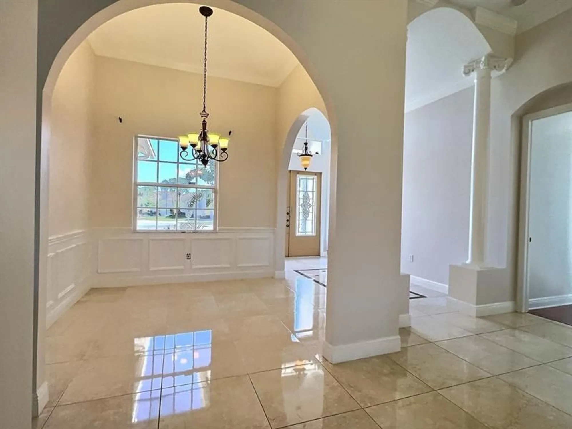 Property Slideshow image 9 of 46 | 655 sw long key ct, Port Saint Lucie, FL, 34986