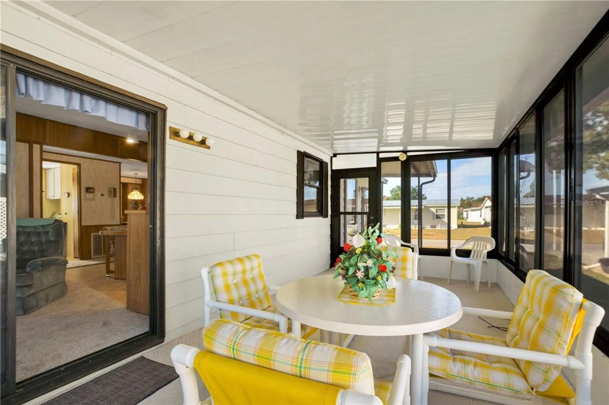 Property Slideshow image 25 of 44 | 4969 foxwood lake dr, Lakeland, FL, 33810