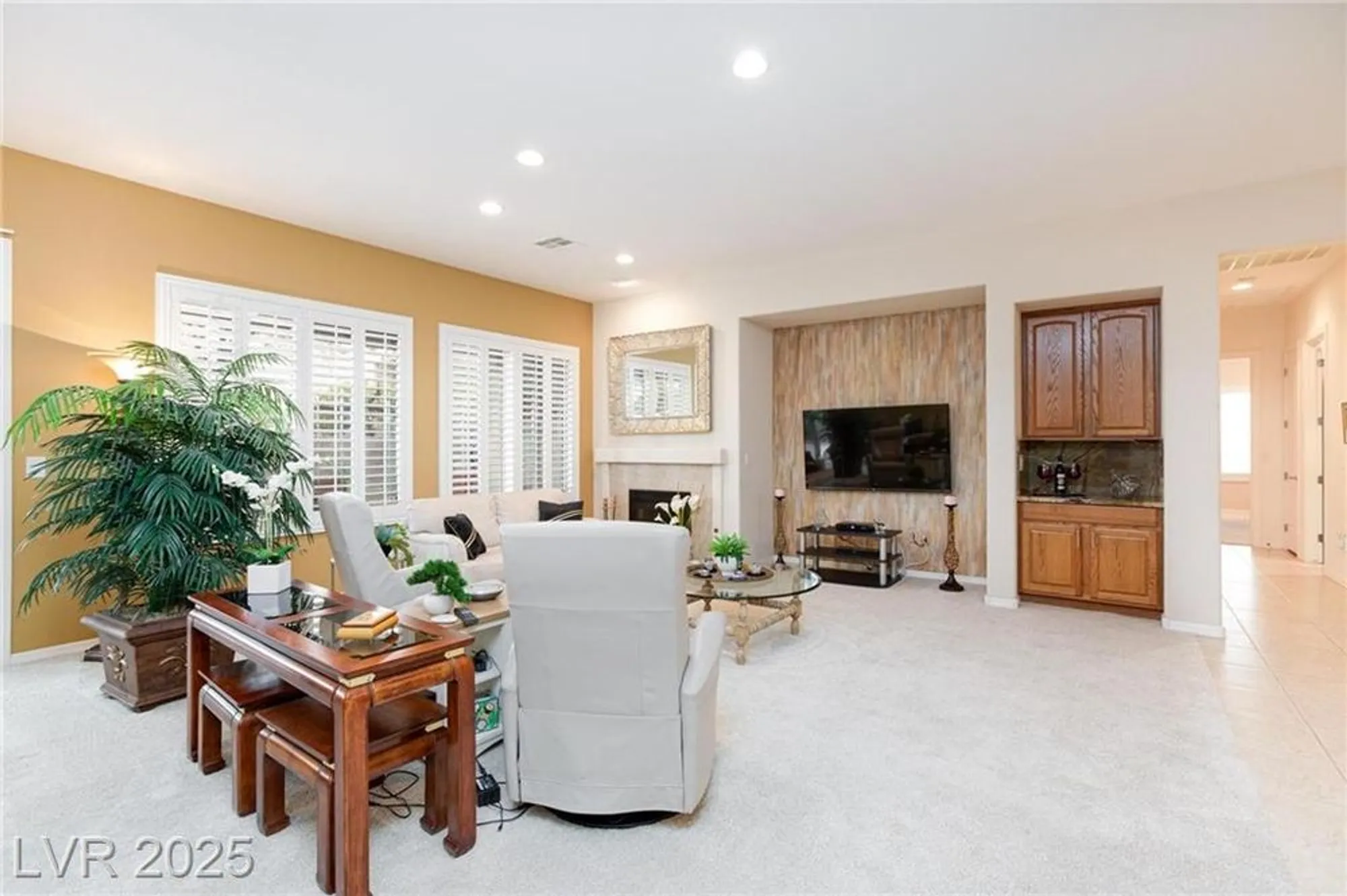 Property Slideshow image 12 of 43 | 2120 twin falls dr, Henderson, NV, 89044