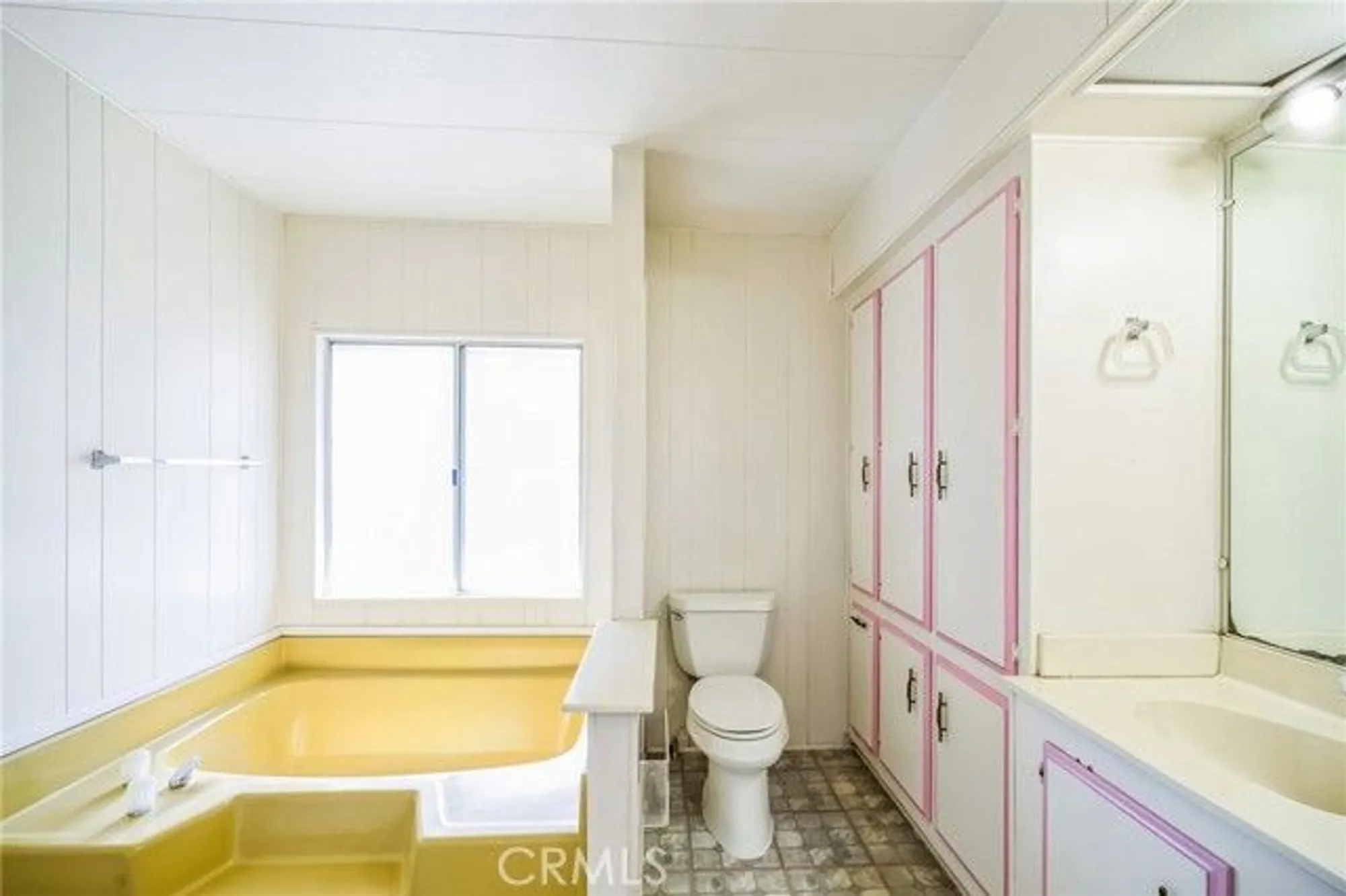 Property Slideshow image 29 of 31 | 38240 calle arrebol, Murrieta, CA, 92563