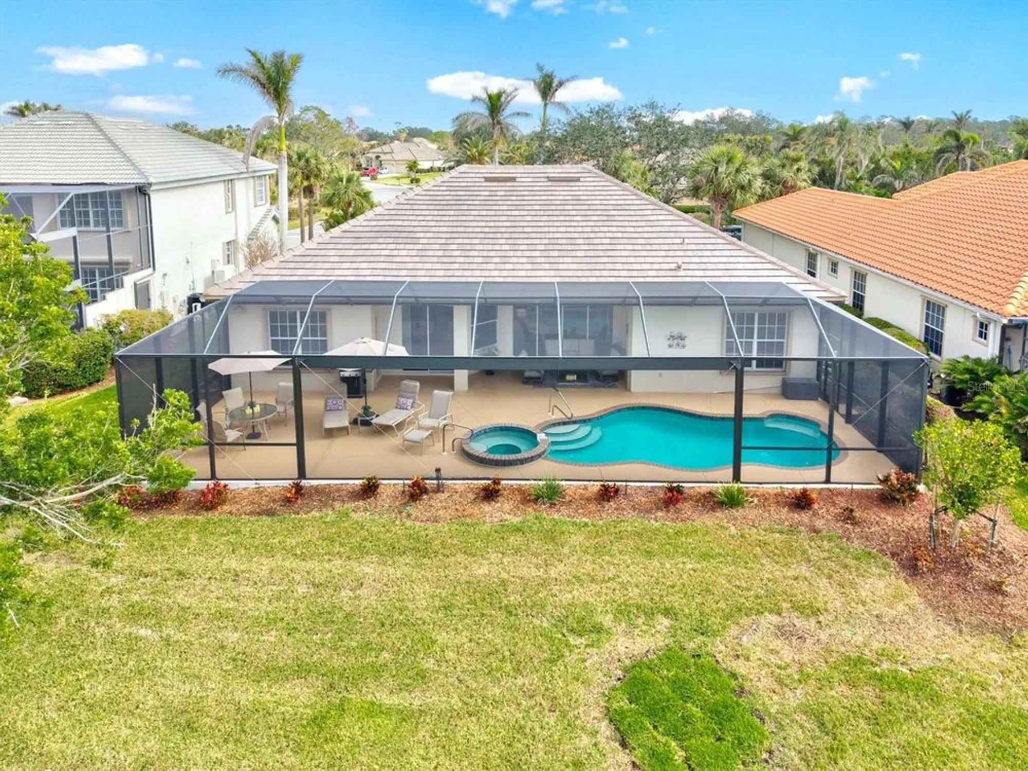 Property Slideshow image 43 of 91 | 14026 royal pointe dr, Port Charlotte, FL, 33953