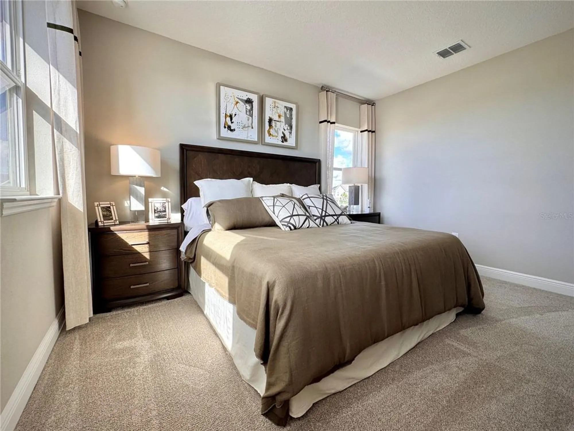Property Slideshow image 21 of 38 | 2928 voyager ave, Saint Cloud, FL, 34771