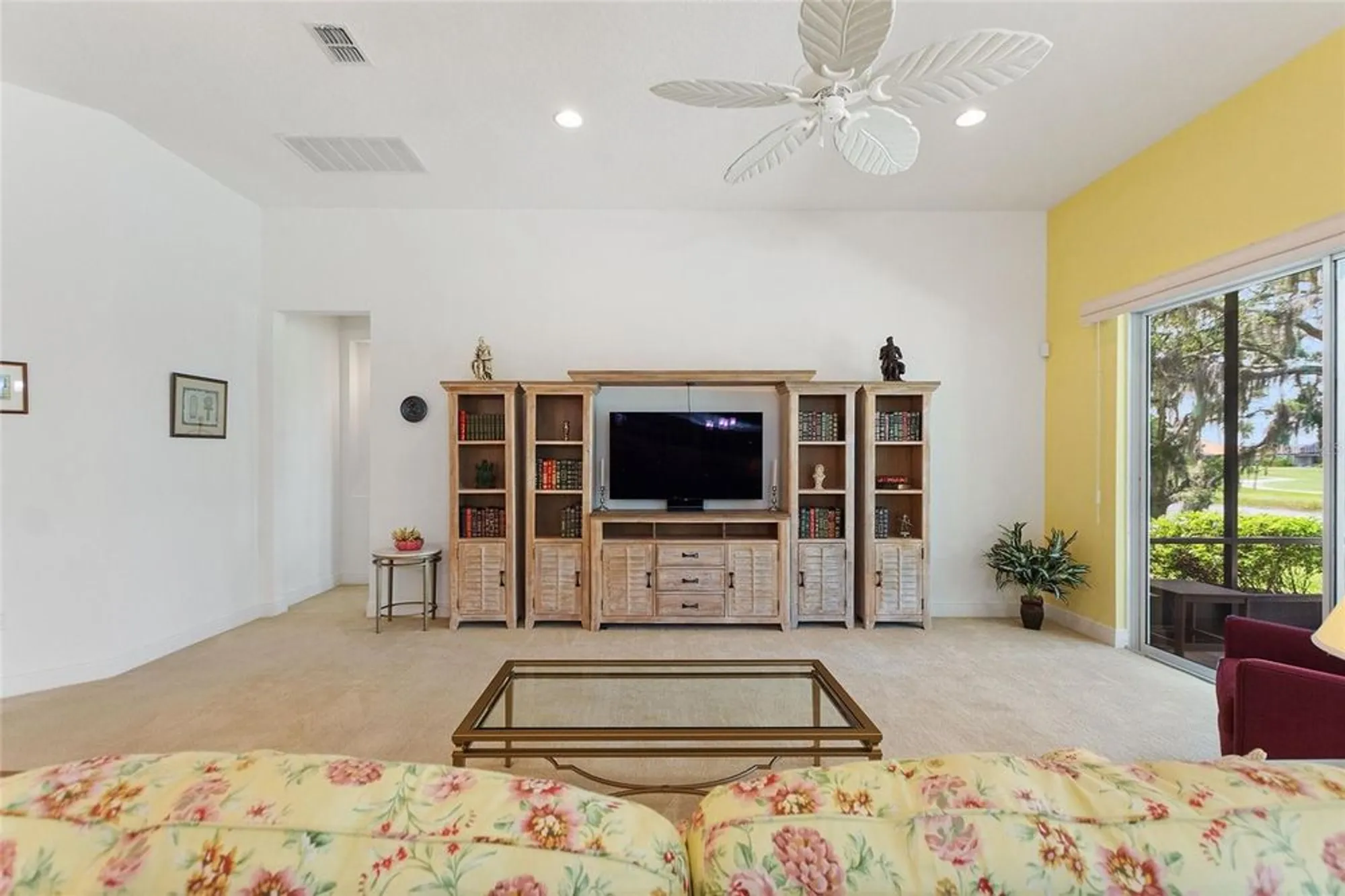 Property Slideshow image 14 of 99 | 346 treviso dr, Kissimmee, FL, 34759