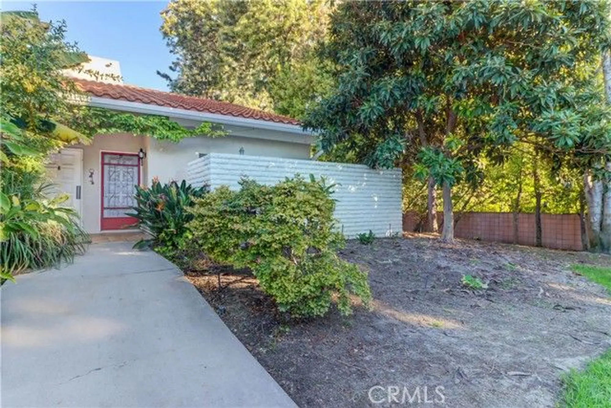 Property Slideshow image 6 of 56 | 2009 via mariposa w d, Laguna Woods, CA, 92637