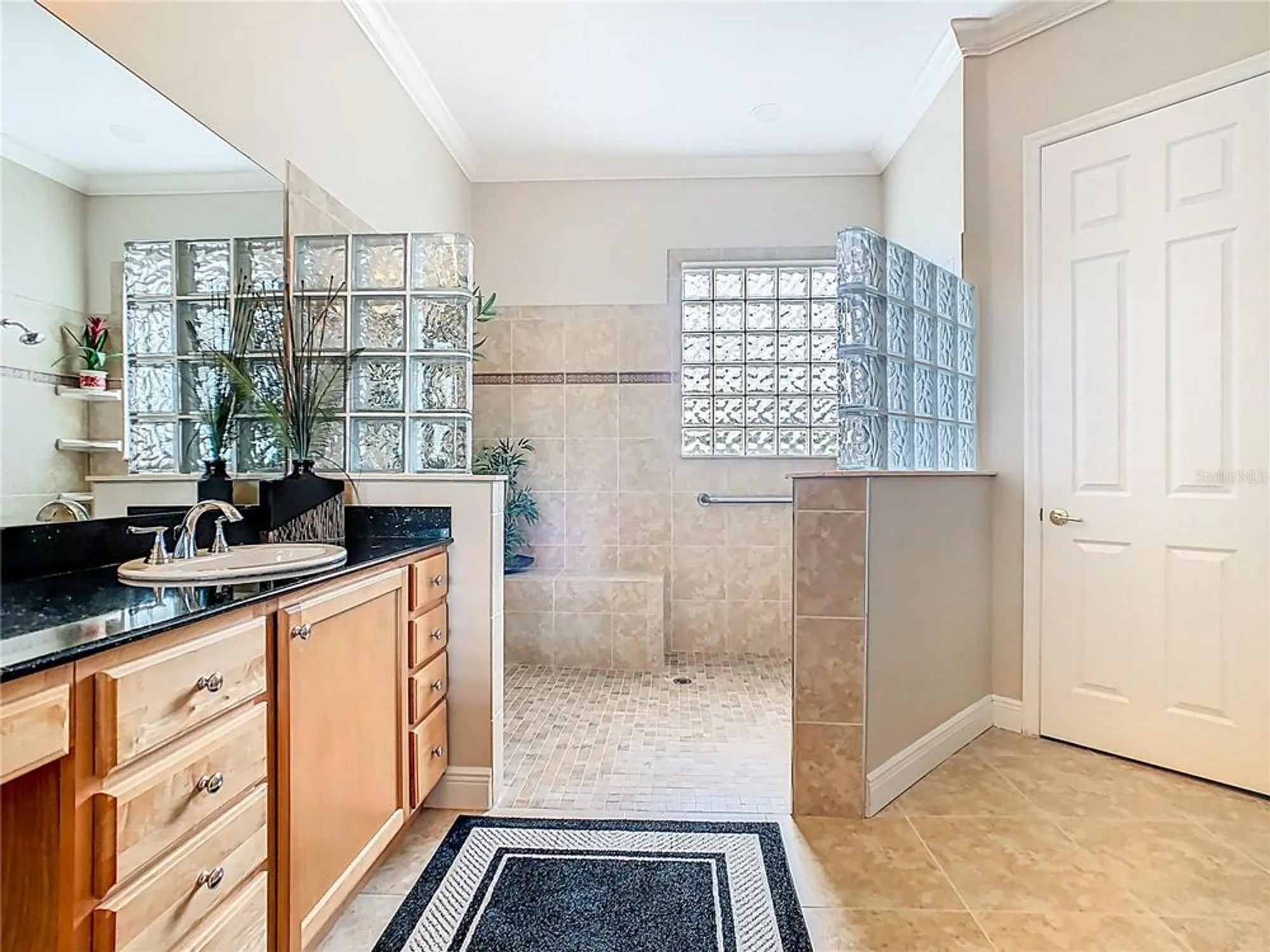 Property Slideshow image 33 of 80 | 317 sorrento rd, Poinciana, FL, 34759