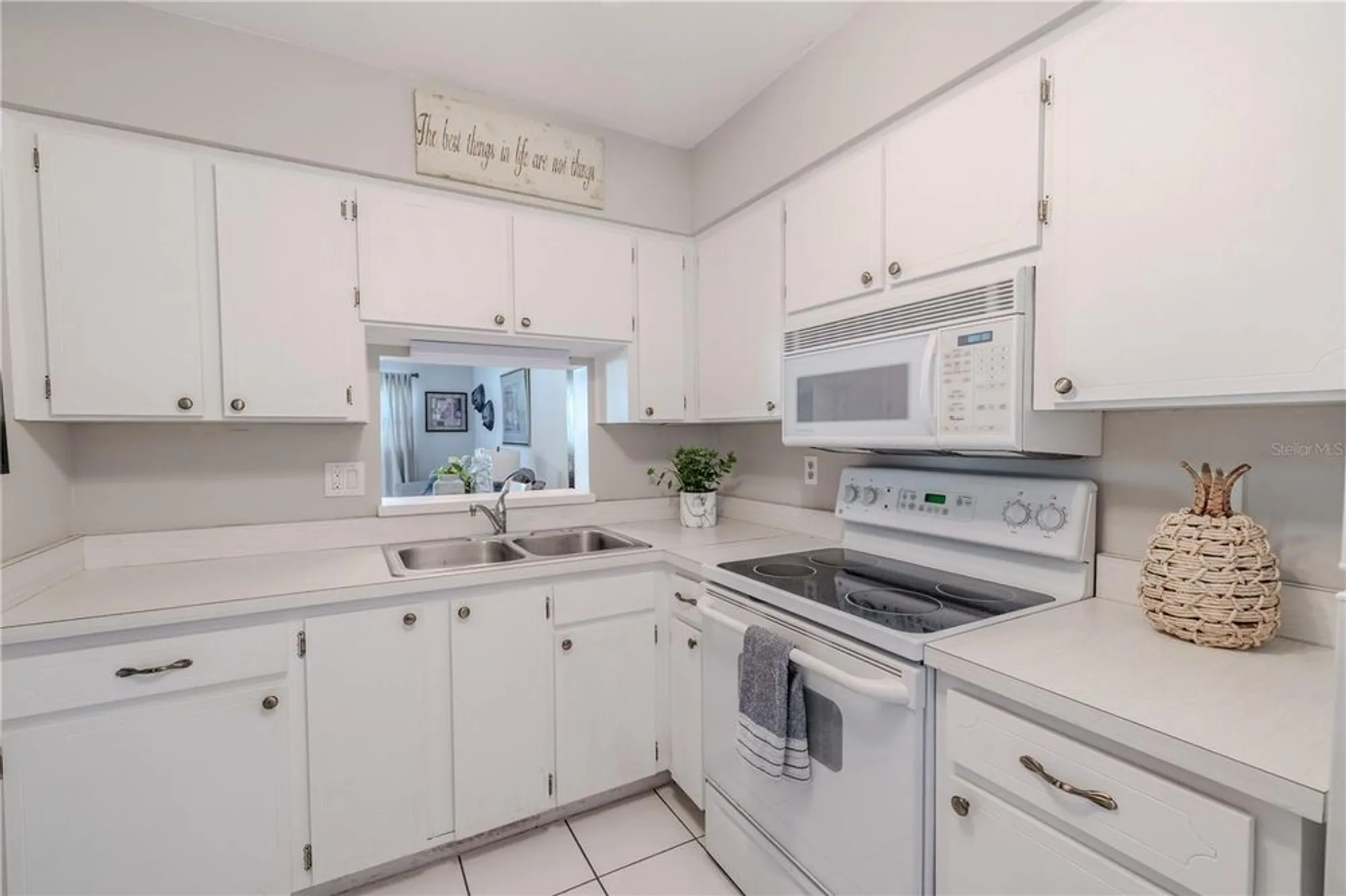 Property Slideshow image 11 of 31 | 1701 pinehurst rd 19f, Dunedin, FL, 34698