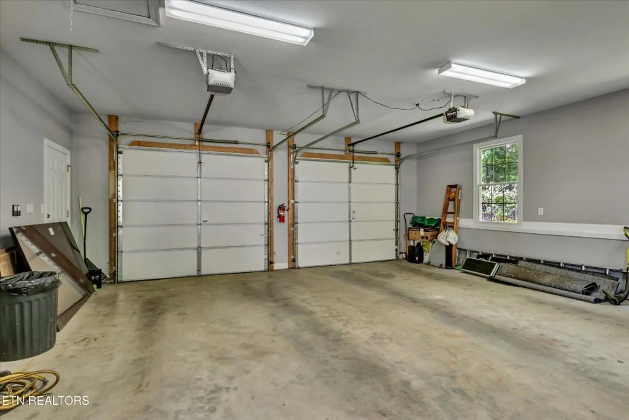 Property Slideshow image 24 of 25 | 140 ootsima way, Loudon, TN, 37774