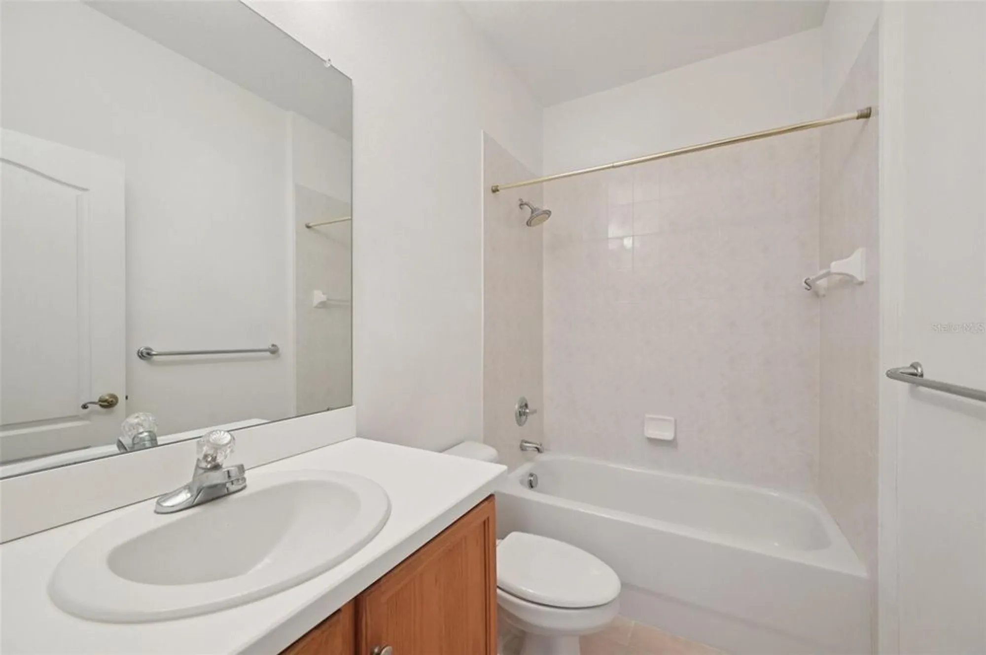 Property Slideshow image 19 of 43 | 2040 sifield greens way # 24, Sun City Center, FL, 33573