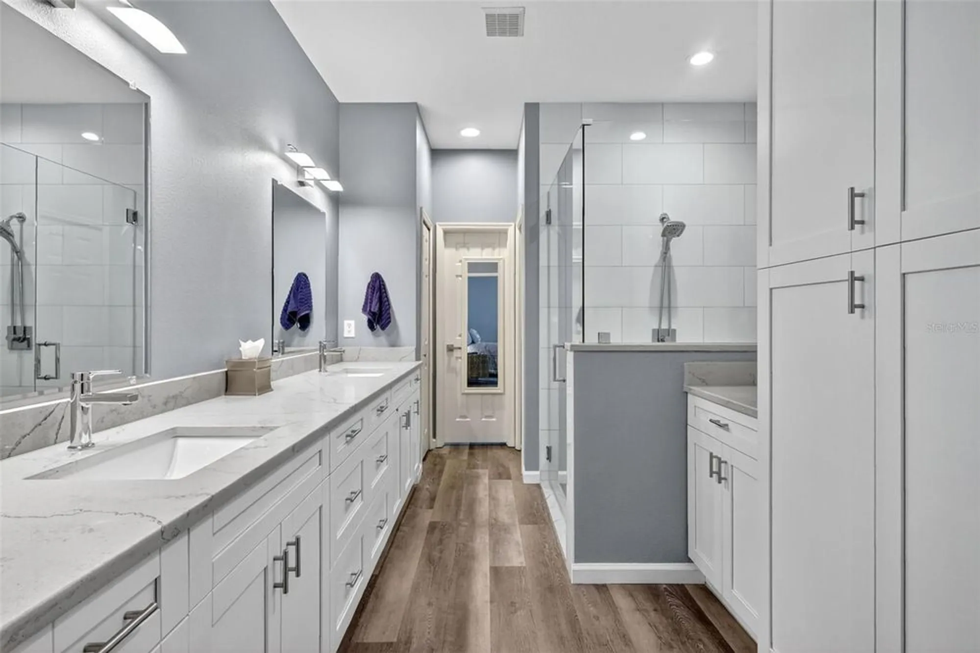 Property Slideshow image 42 of 77 | 5610 golden isles dr, Apollo Beach, FL, 33572