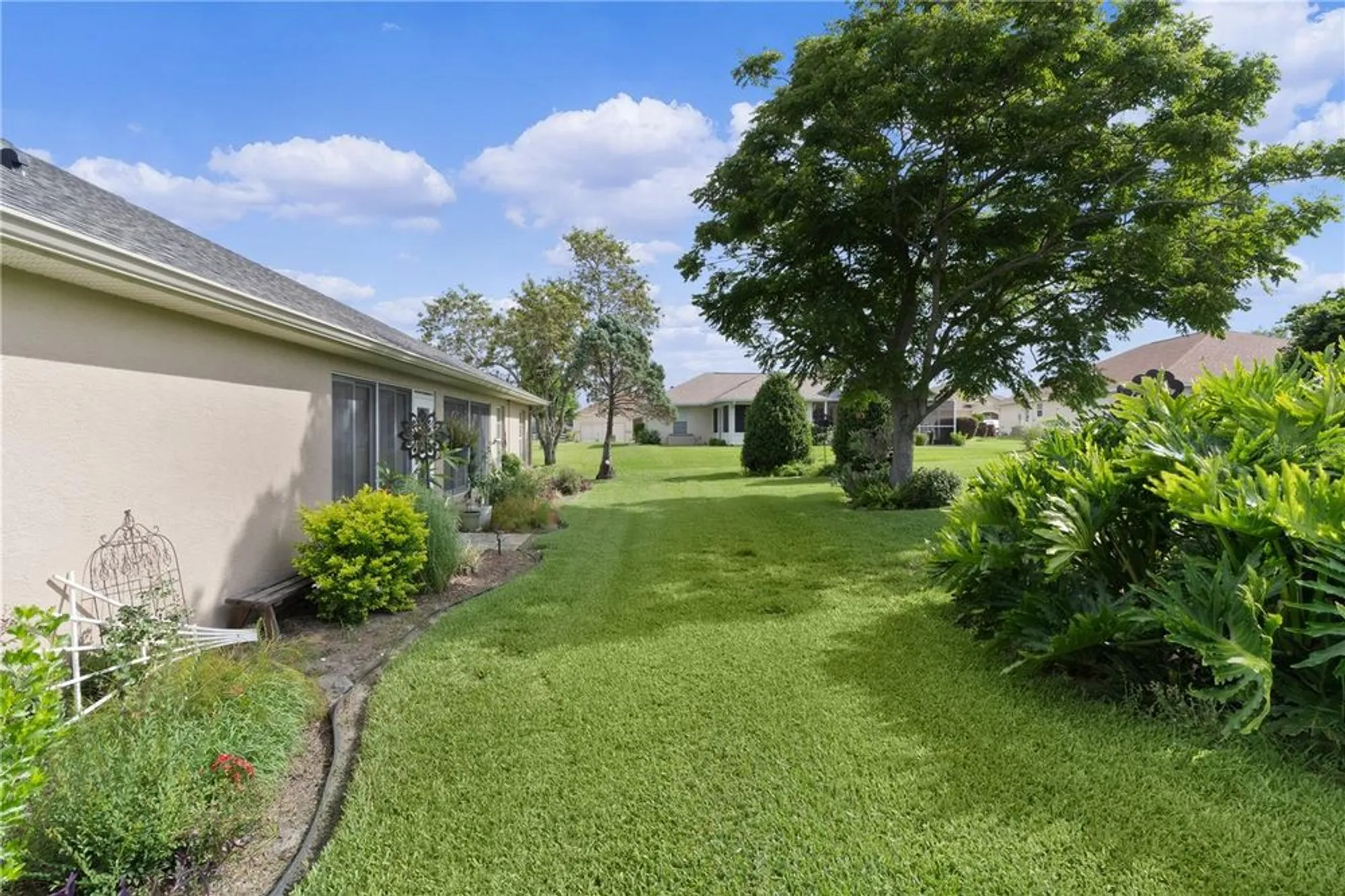 Property Slideshow image 13 of 37 | 17355 se 110th ter, Summerfield, FL, 34491