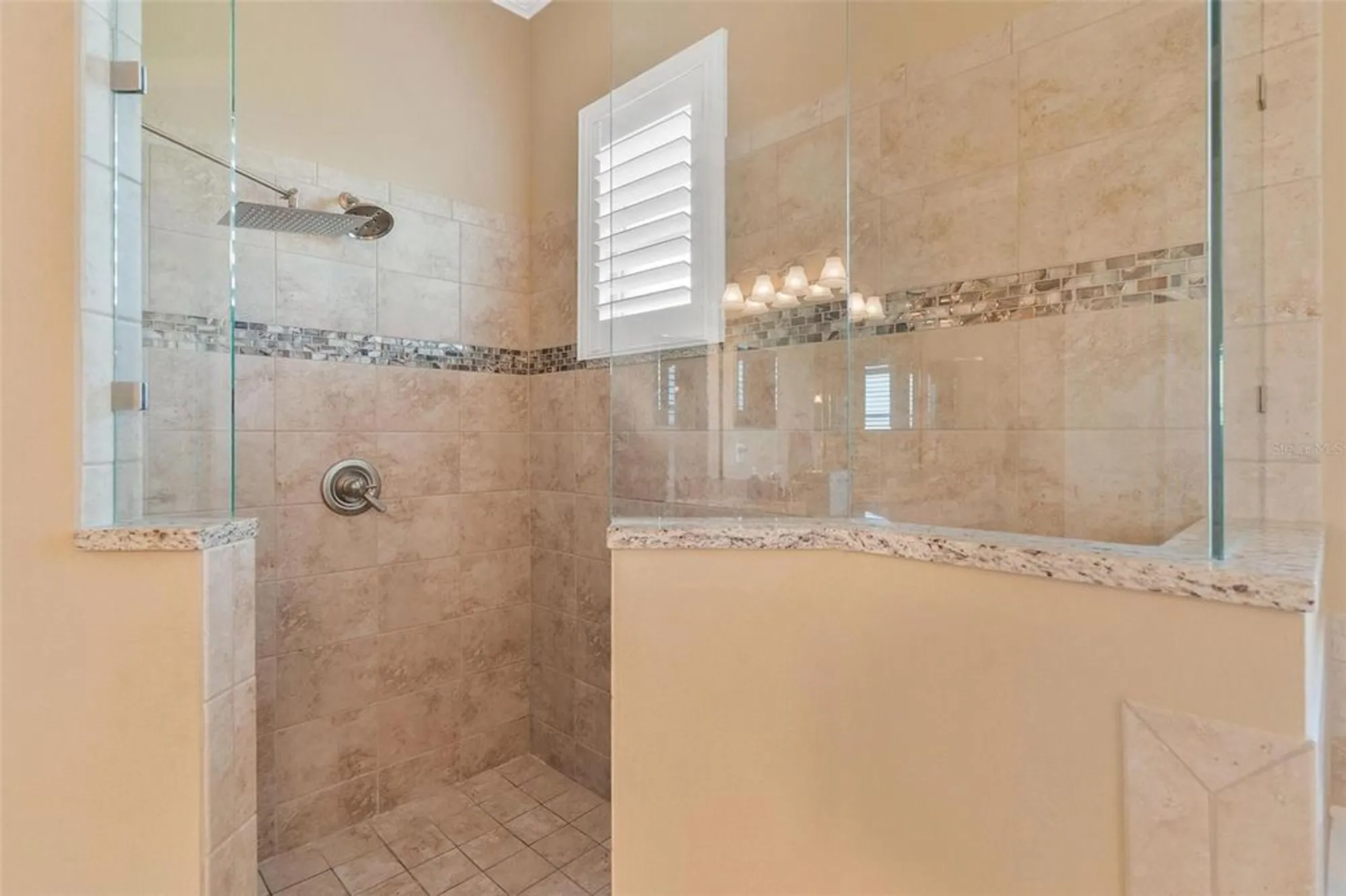 Property Slideshow image 26 of 46 | 39517 hillrise ln, Lady Lake, FL, 32159