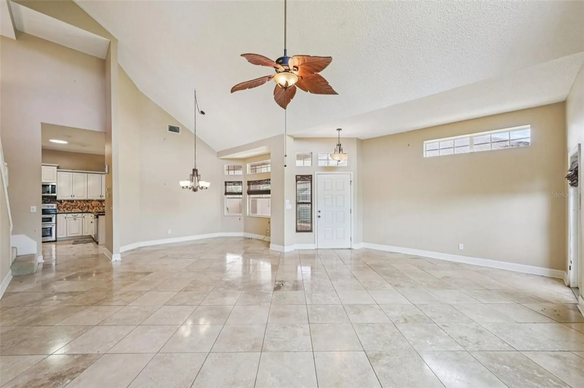 Property Slideshow image 11 of 70 | 675 masterpiece dr, Sun City Center, FL, 33573