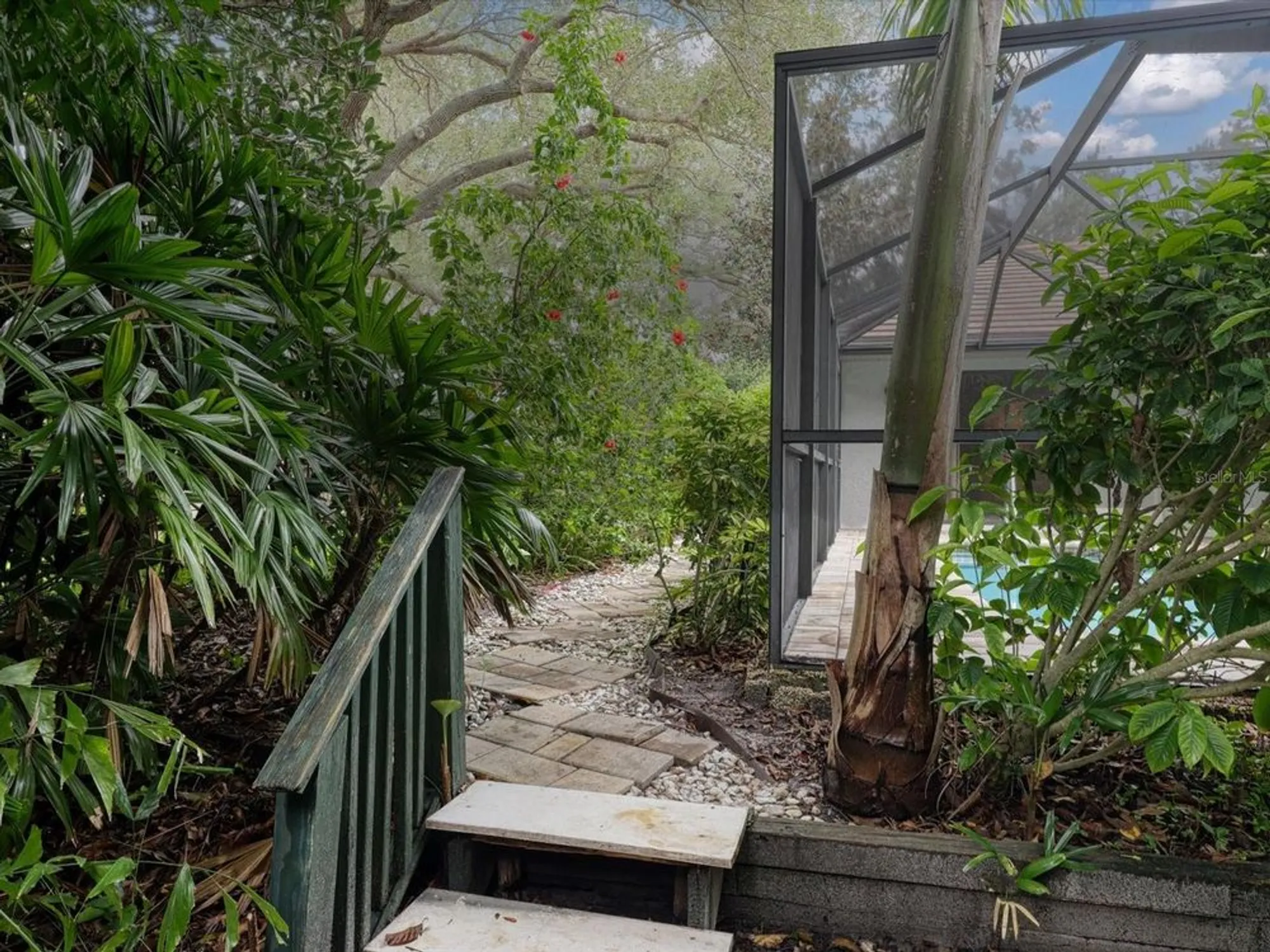 Property Slideshow image 37 of 46 | 1612 pine harrier cir, Sarasota, FL, 34231