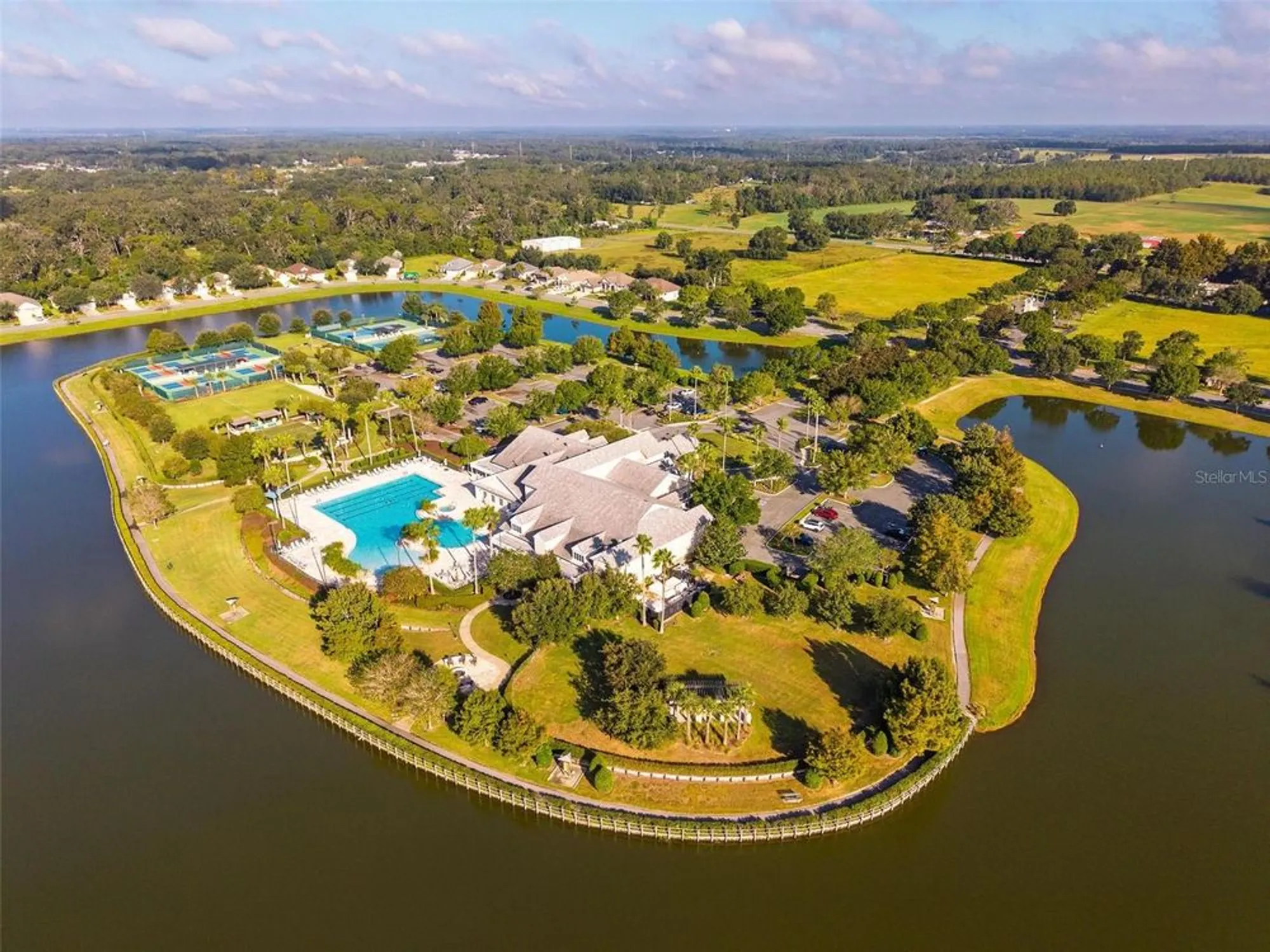 Property Slideshow image 84 of 95 | 8677 bridgeport bay cir, Mount Dora, FL, 32757