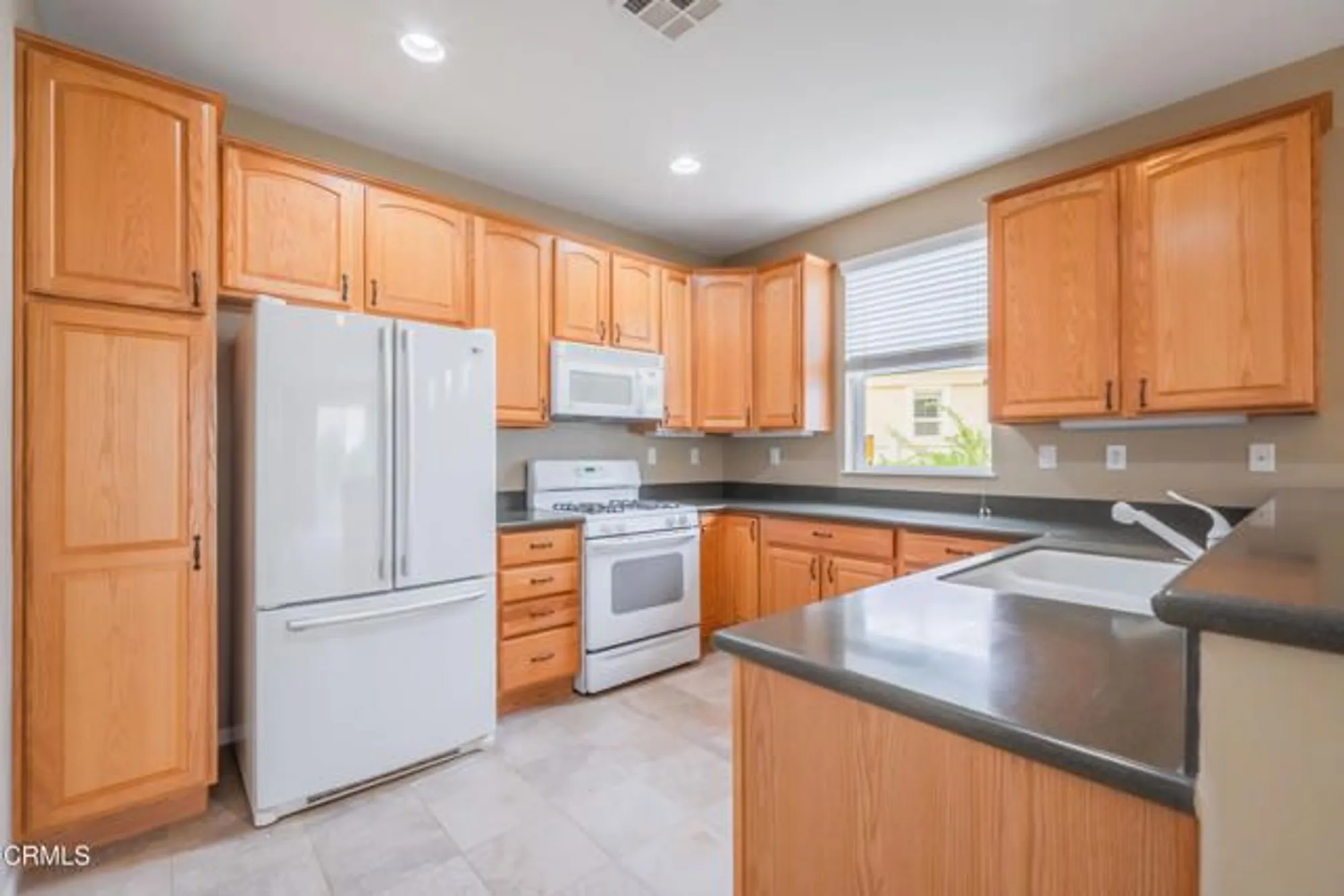 Property Slideshow image 13 of 37 | 1778 dalea way, Beaumont, CA, 92223