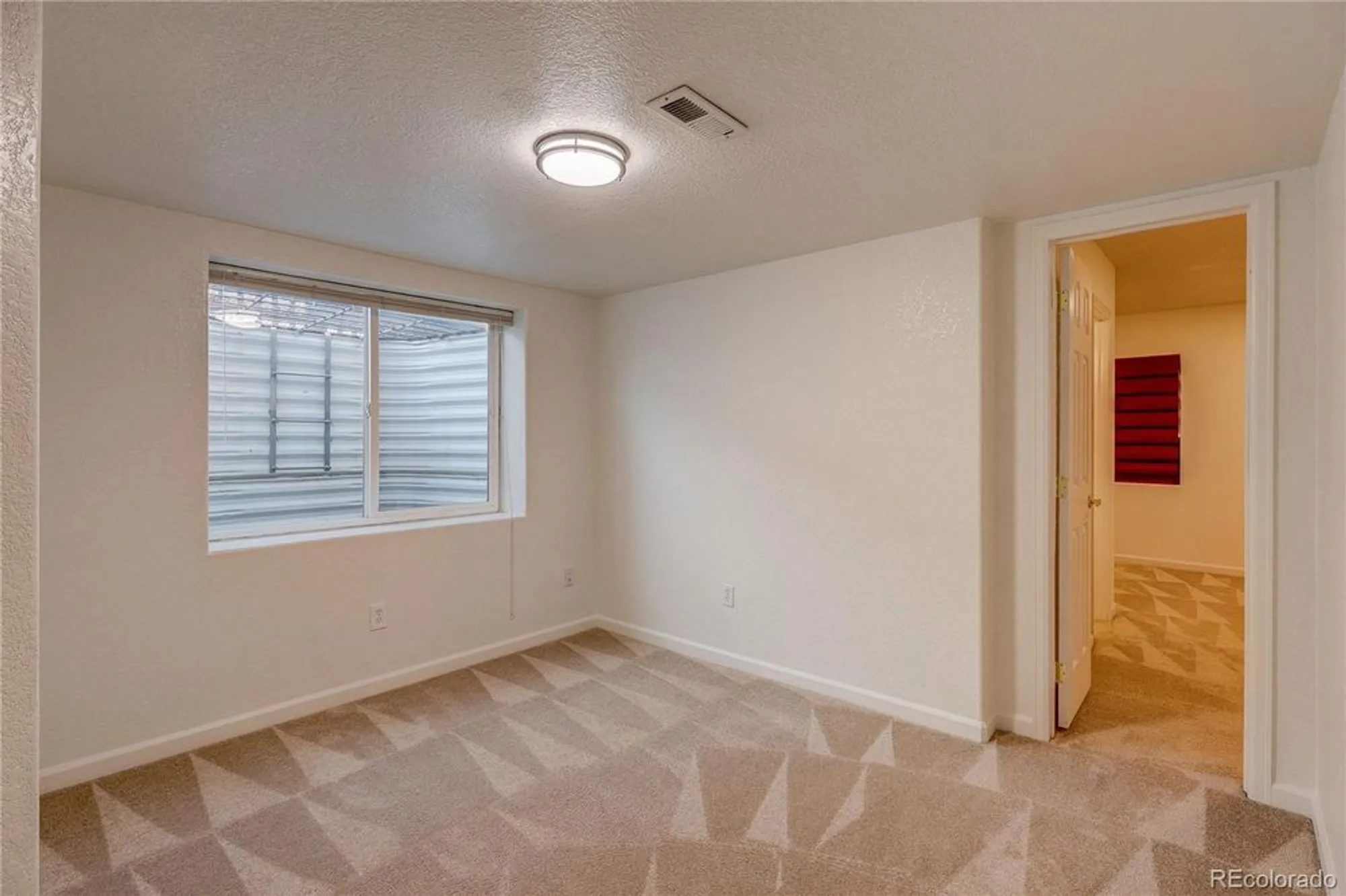 Property Slideshow image 34 of 45 | 22460 e heritage pkwy, Aurora, CO, 80016