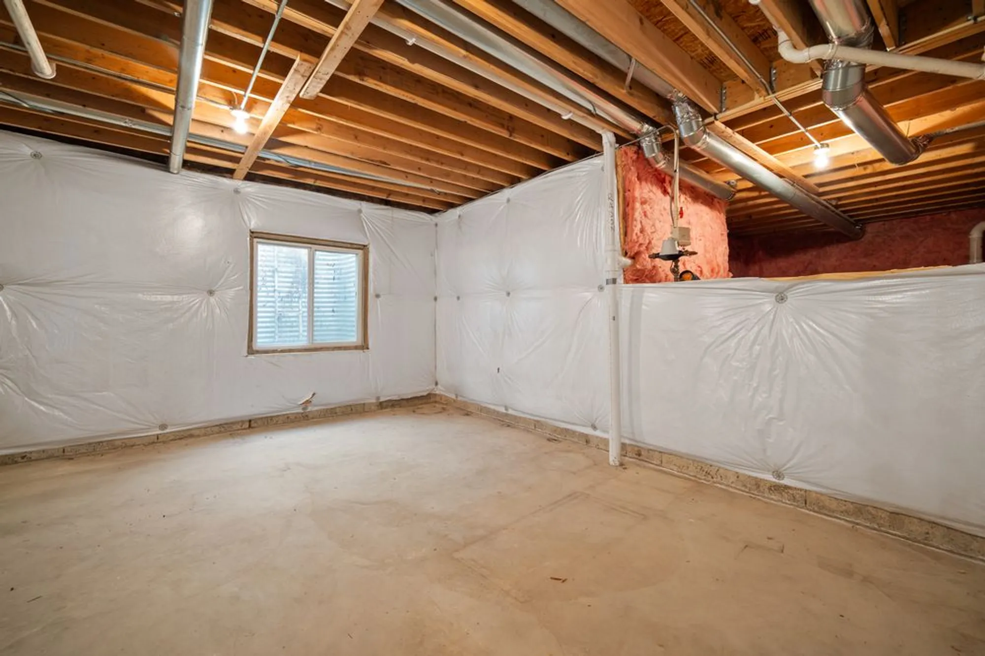 Property Slideshow image 23 of 30 | 1176 heathrow ln, Aurora, IL, 60502