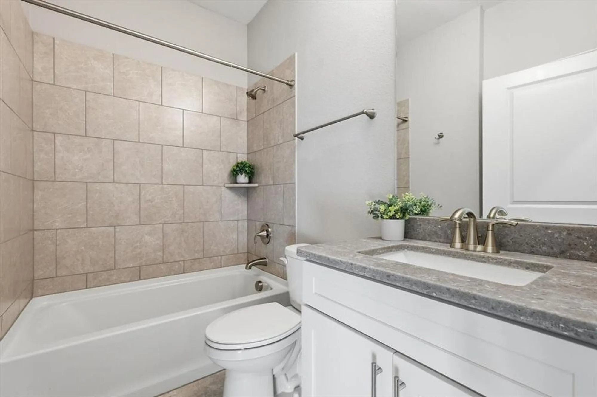 Property Slideshow image 27 of 40 | 9405 dusky trl, Mckinney, TX, 75071