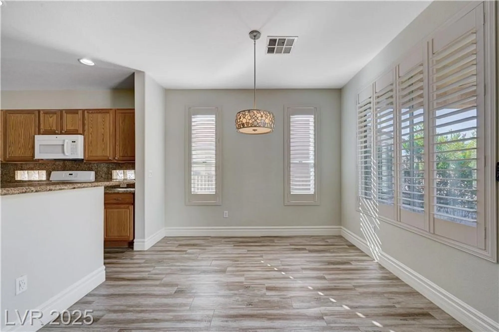 Property Slideshow image 10 of 69 | 4439 bella cascada st, Las Vegas, NV, 89135