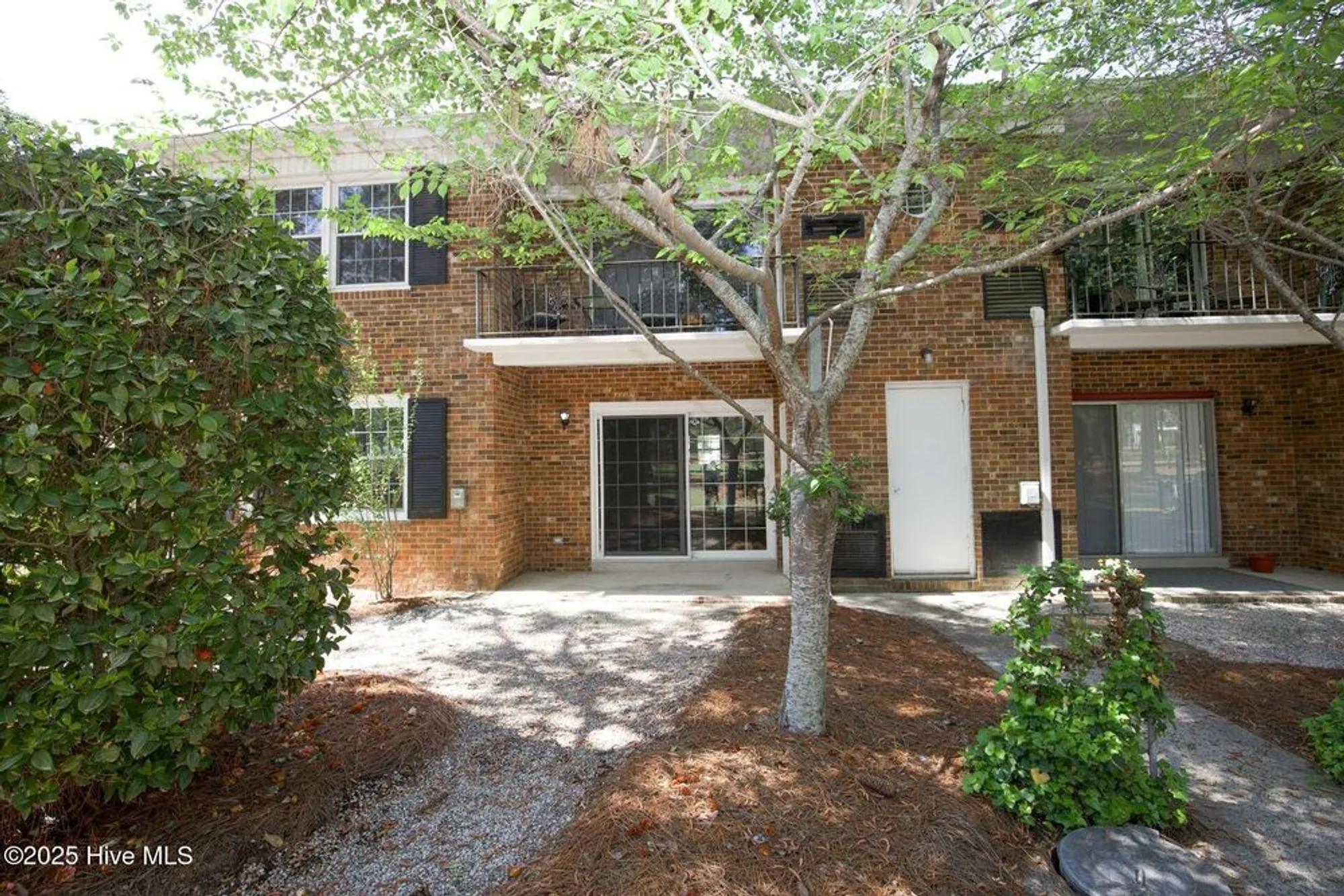 Property Slideshow image 4 of 28 | 317 driftwood cir unit b, Southern Pines, NC, 28387