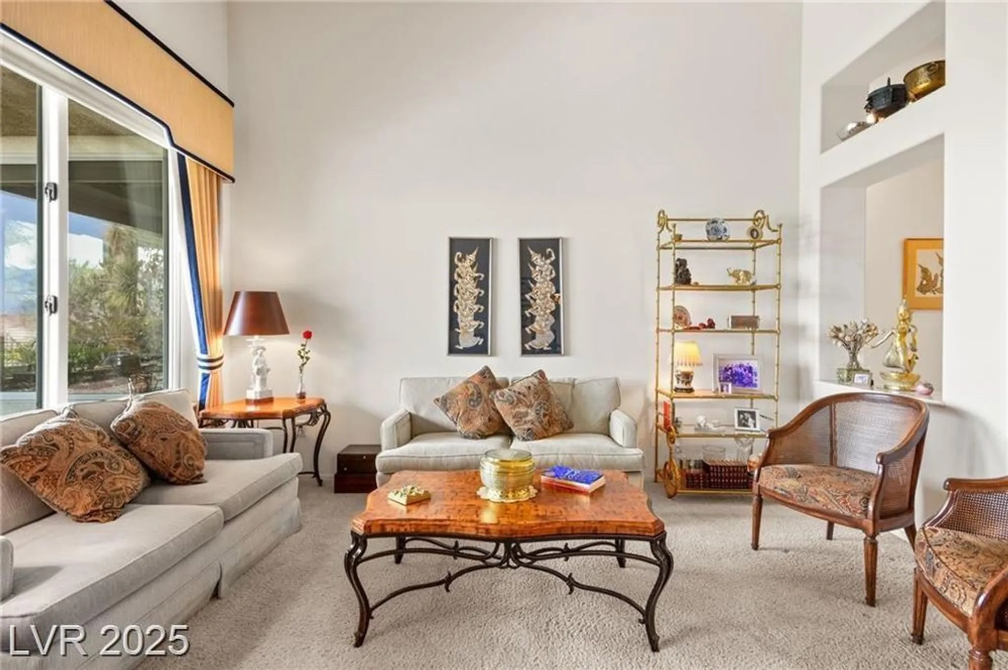Property Slideshow image 11 of 71 | 482 bonnie brook pl, Henderson, NV, 89012