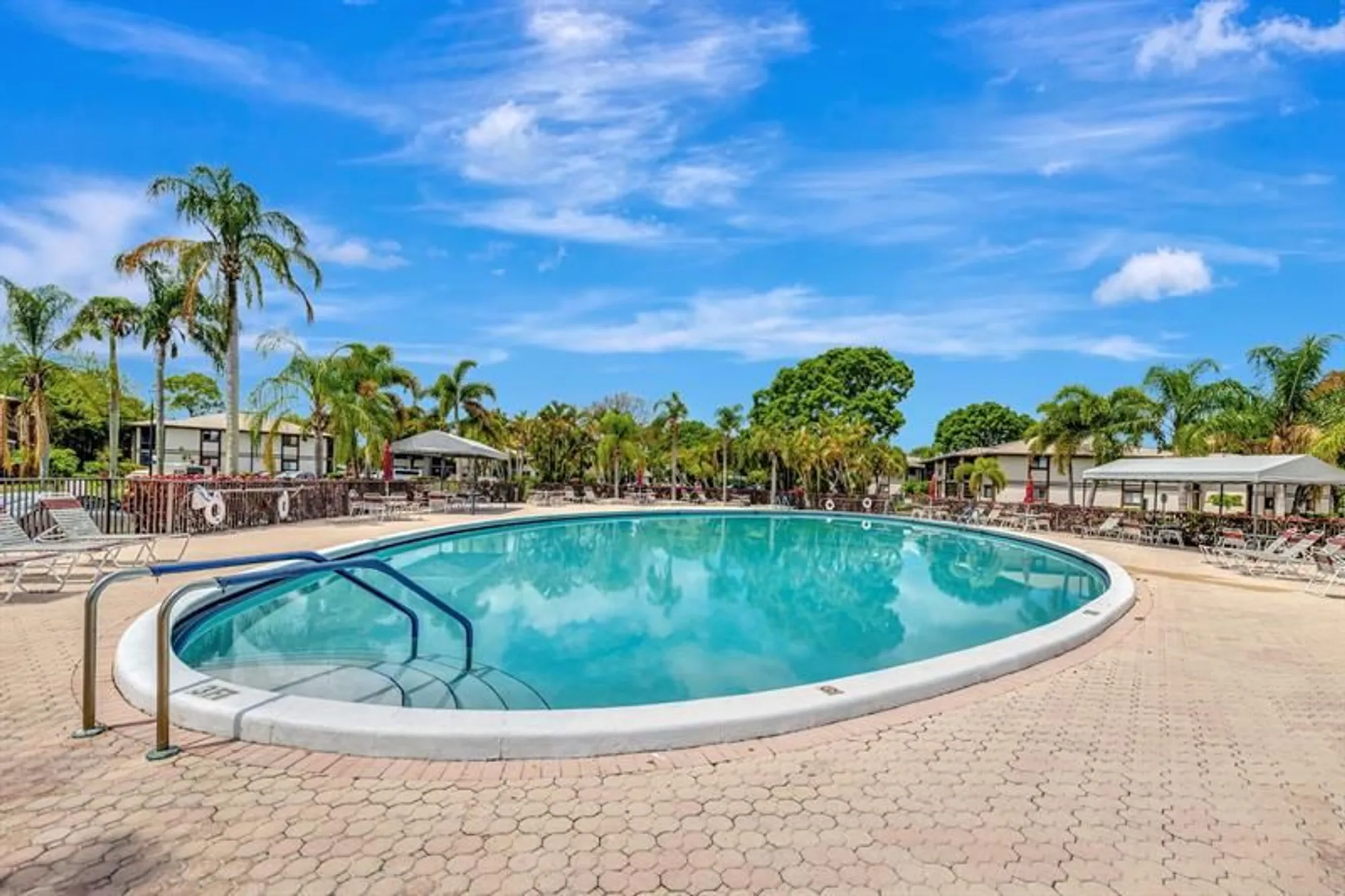 Property Slideshow image 24 of 25 | 9460 s belfort cir # l3-111, Tamarac, FL, 33321