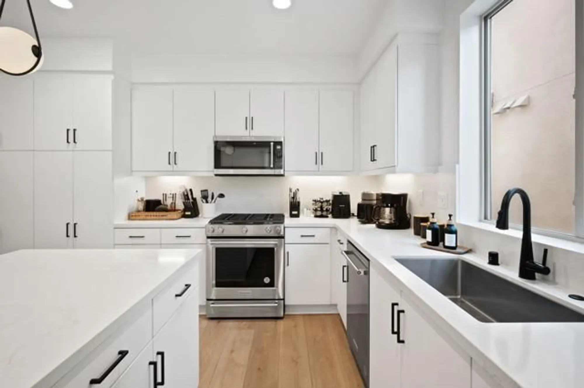 Property Slideshow image 14 of 36 | 80378 whisper rock way, La Quinta, CA, 92253