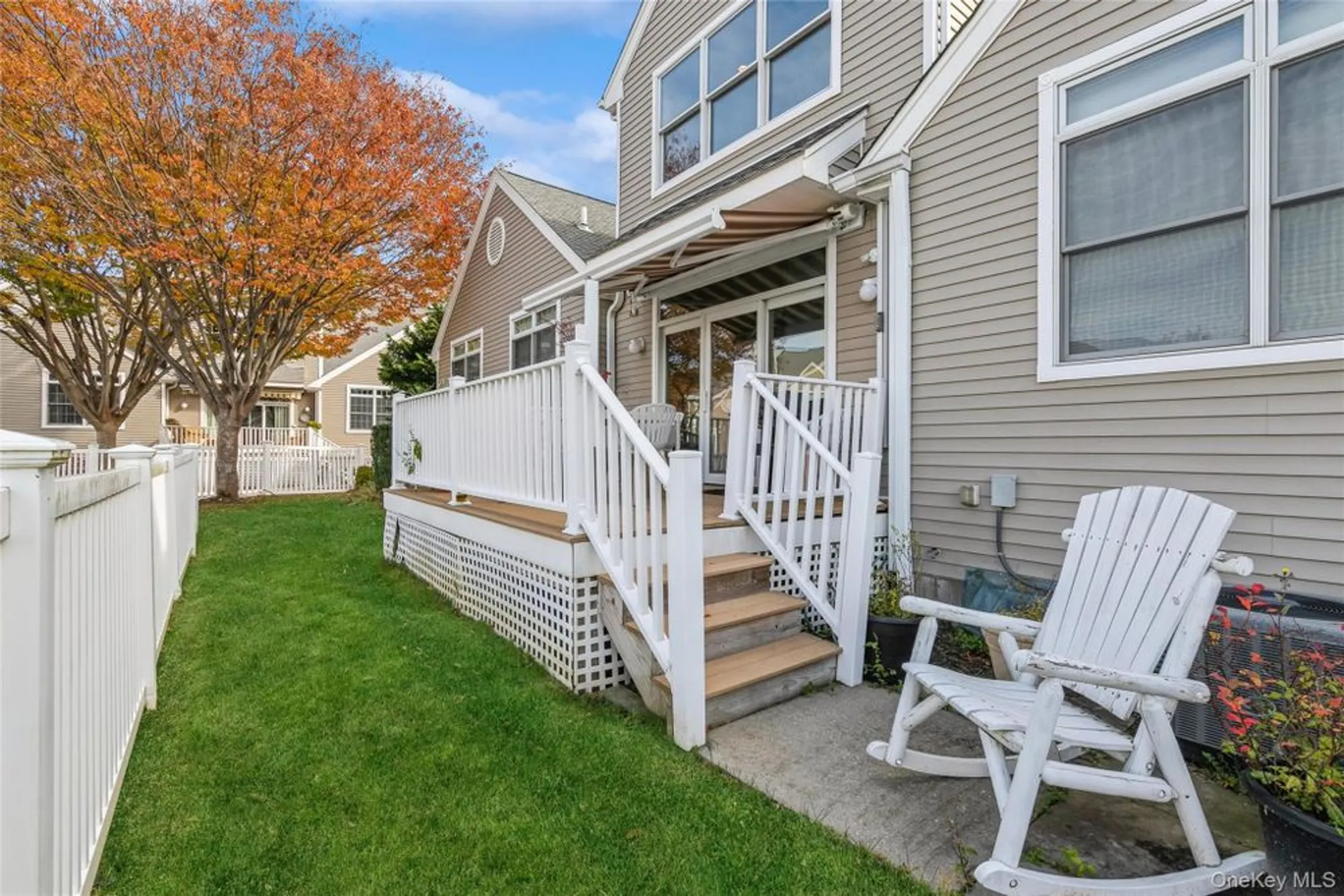 Property Slideshow image 31 of 44 | 95 cove ln, East Setauket, NY, 11733
