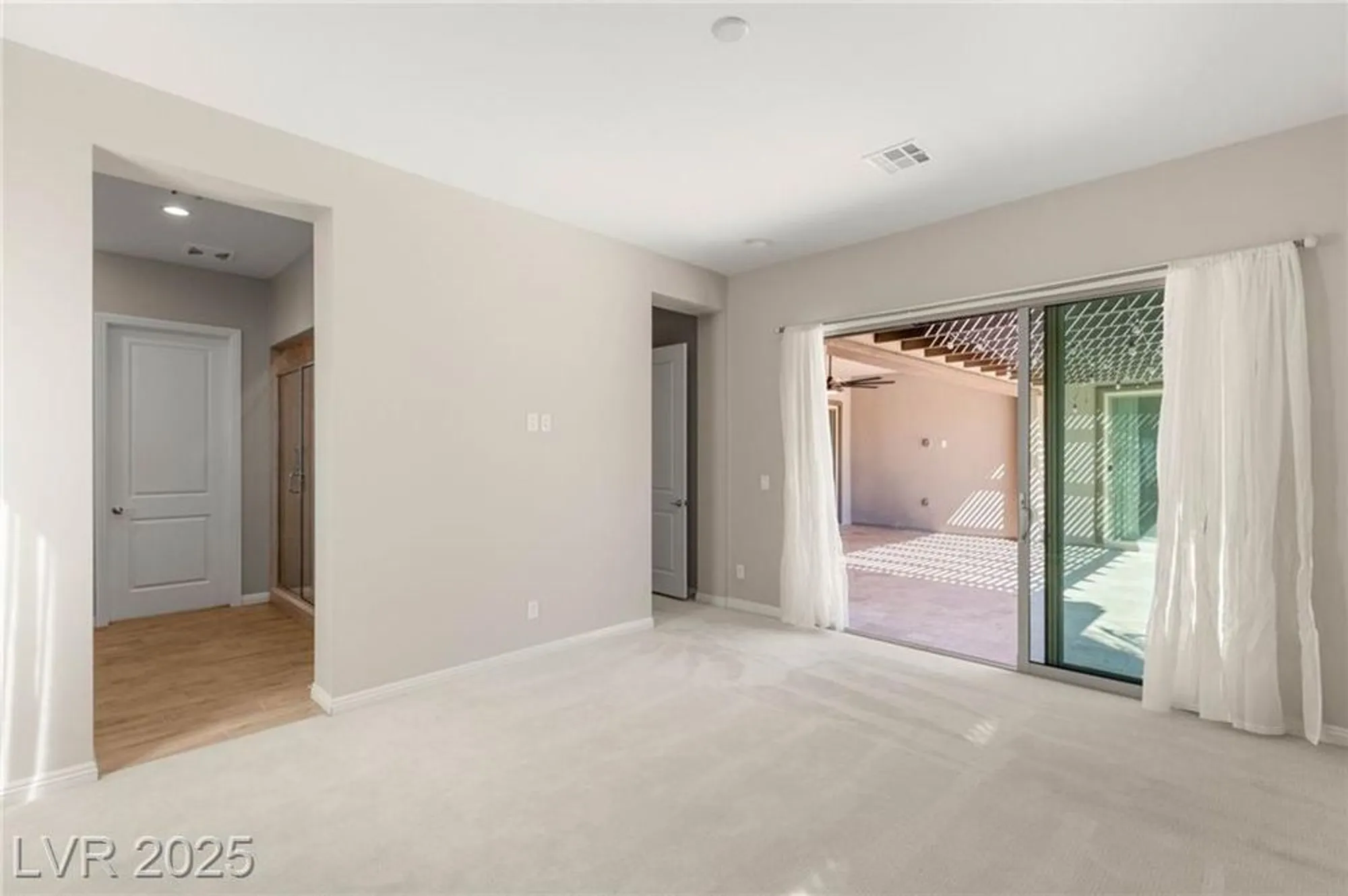 Property Slideshow image 26 of 58 | 9985 regency canyon way, Las Vegas, NV, 89148