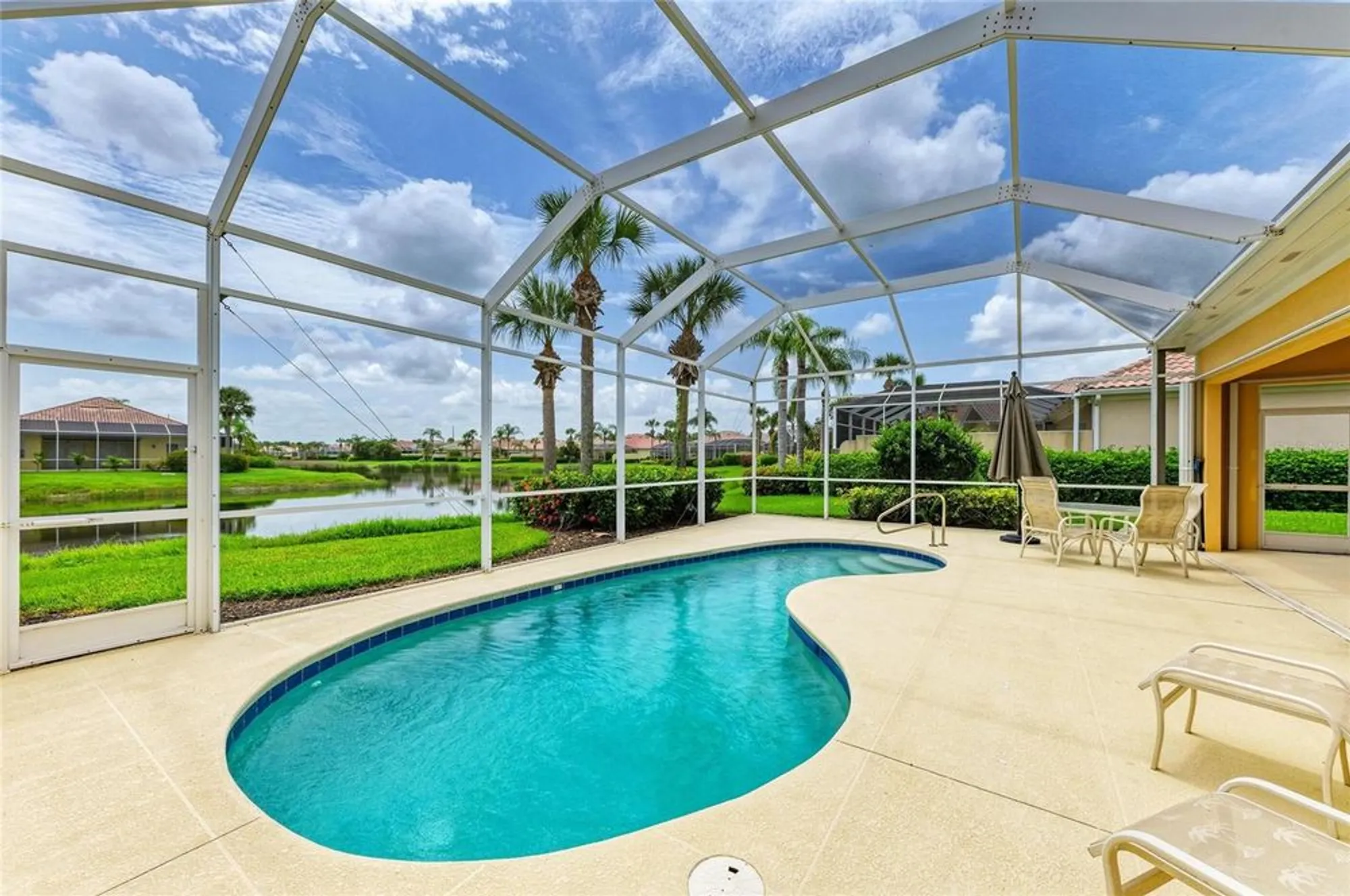 Property Slideshow image 40 of 65 | 5827 benevento dr, Sarasota, FL, 34238