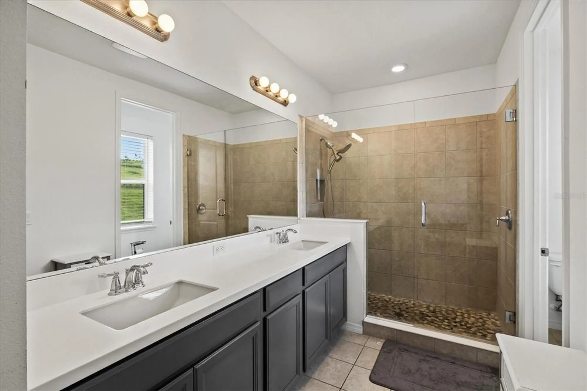 Property Slideshow image 39 of 95 | 5458 summit gln, Bradenton, FL, 34203