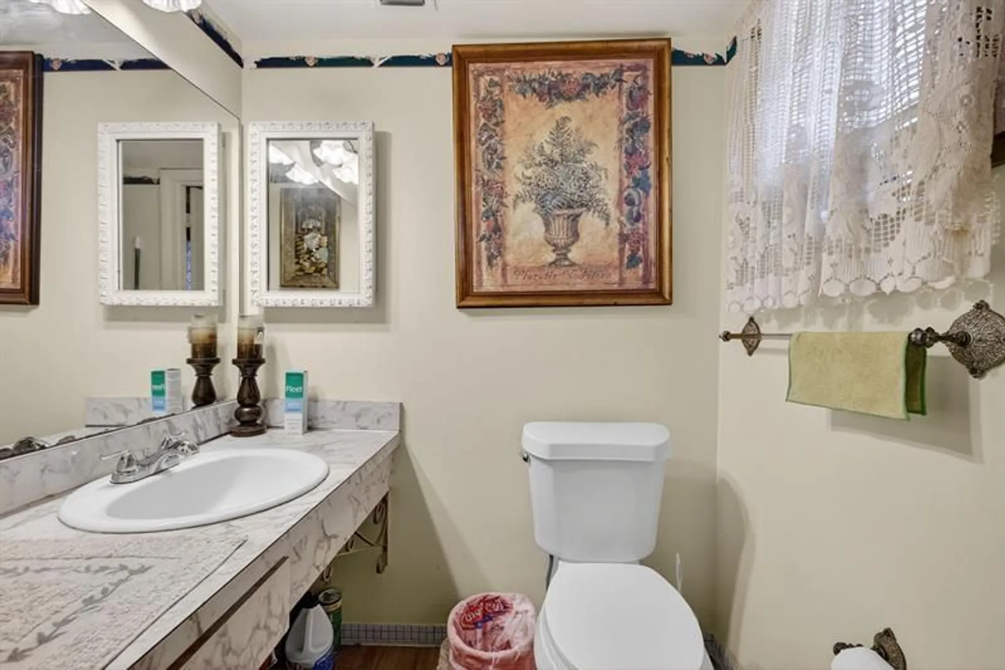 Property Slideshow image 13 of 17 | 3051 nw 46th ave apt 405, Lauderdale Lakes, FL, 33313