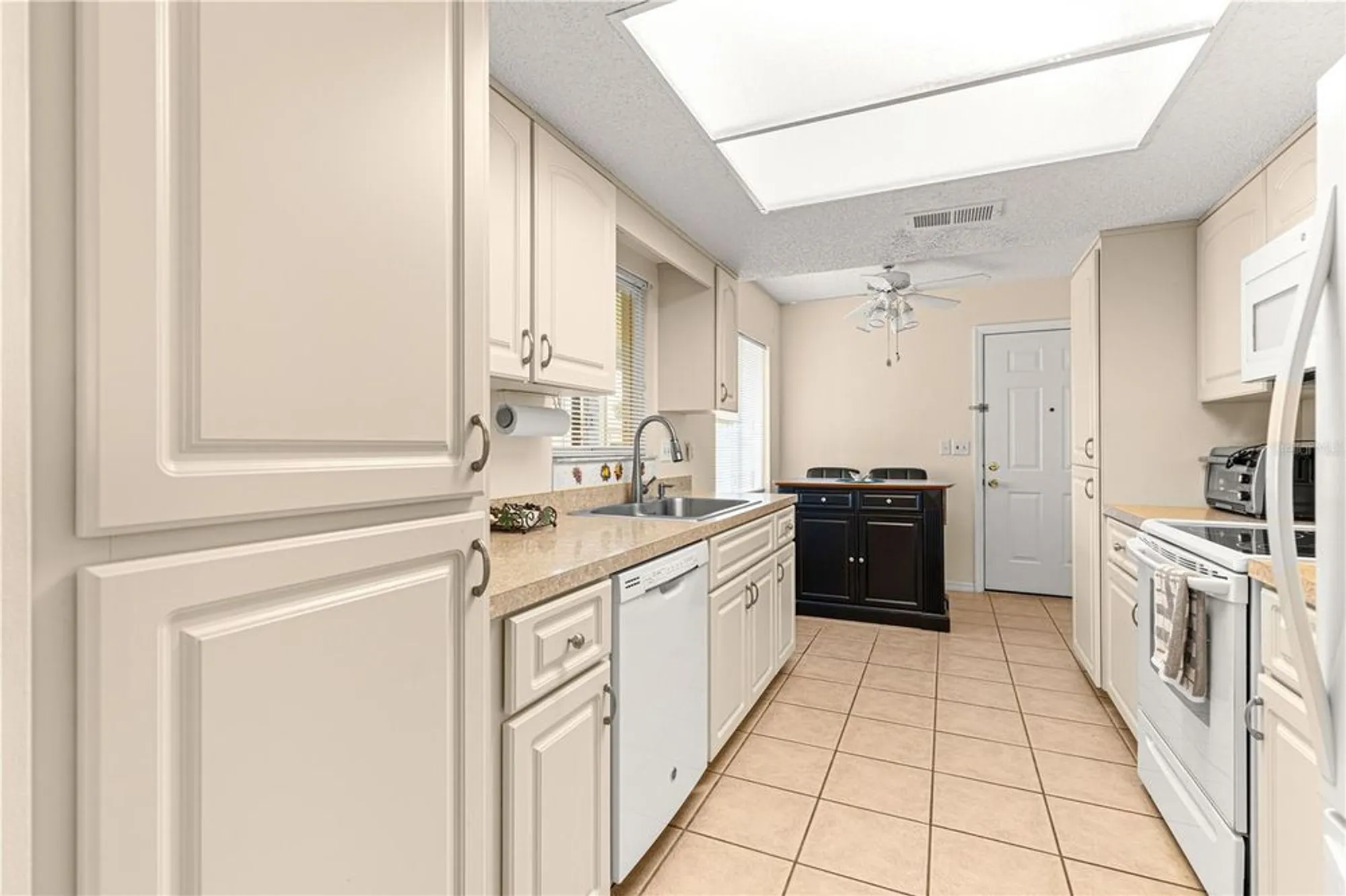 Property Slideshow image 27 of 52 | 10462 se 177th pl, Summerfield, FL, 34491