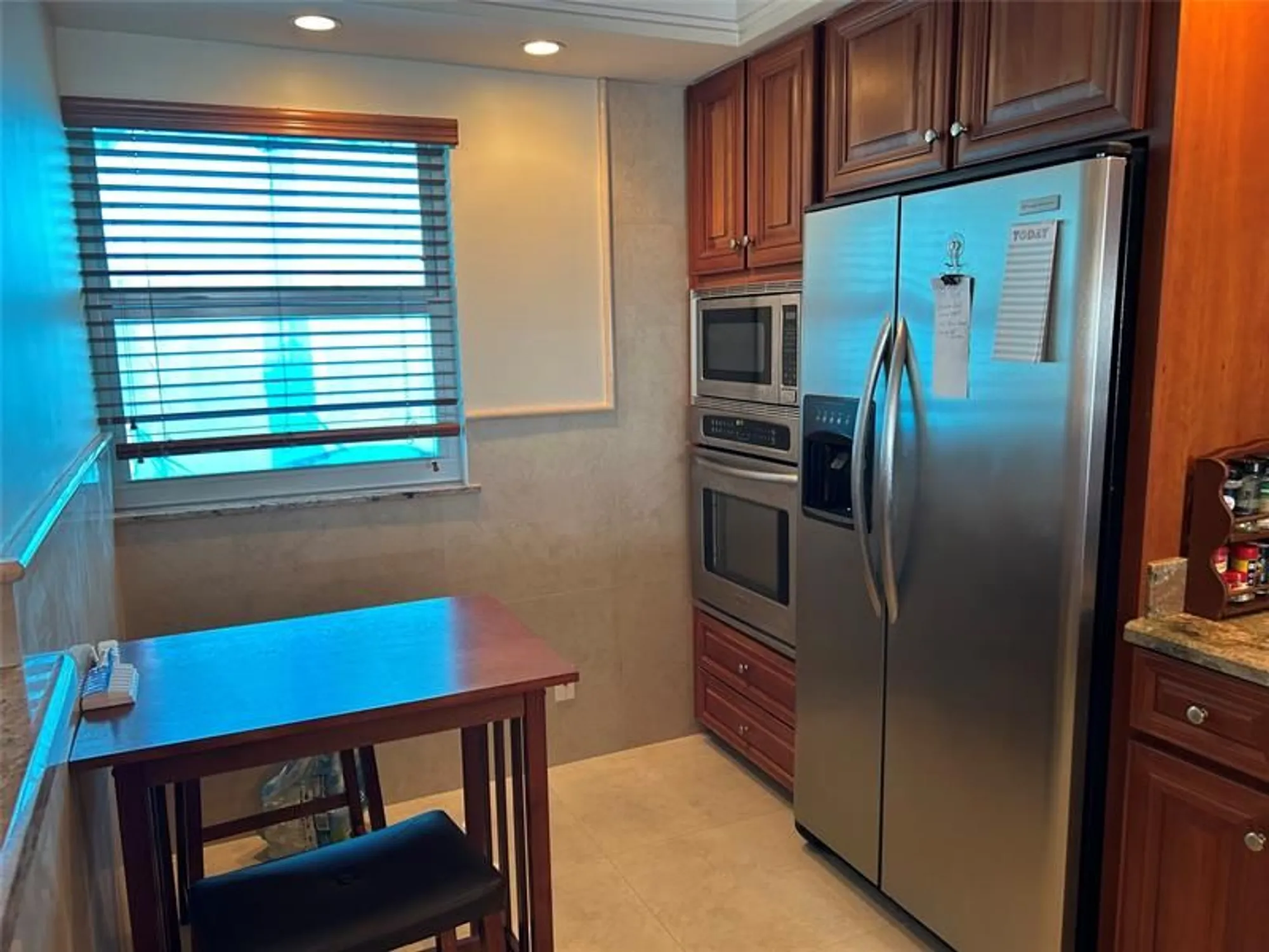 Property Slideshow image 8 of 33 | 1012 n ocean blvd 607, Pompano Beach, FL, 33062